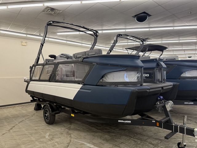 2025 Sea-Doo Switch Cruise 21