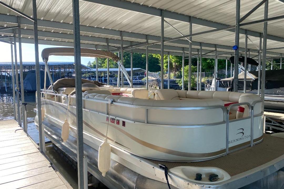 2003 Bennington 2575RL I/O