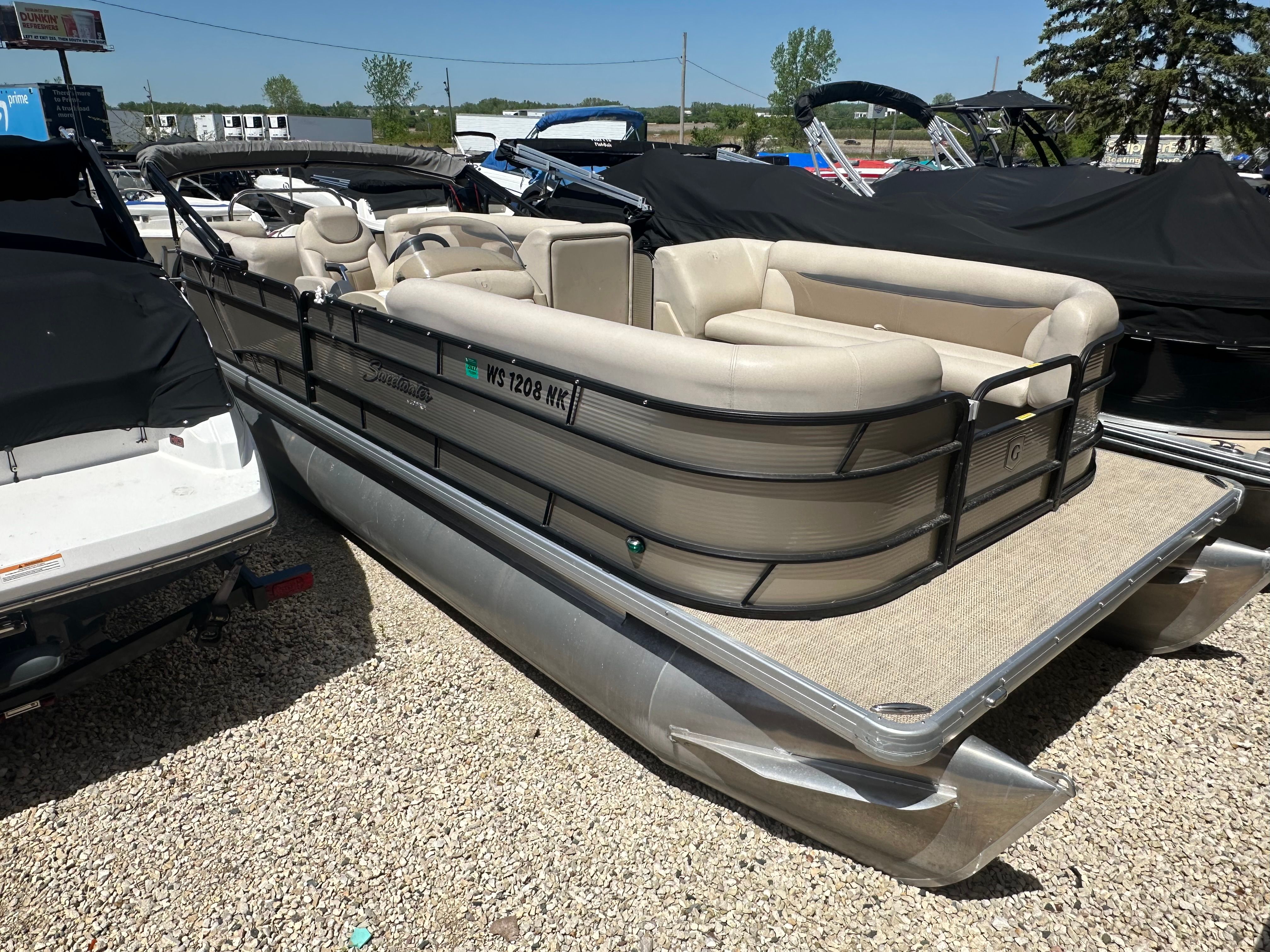 2017 Godfrey Sweetwater 2486 SB