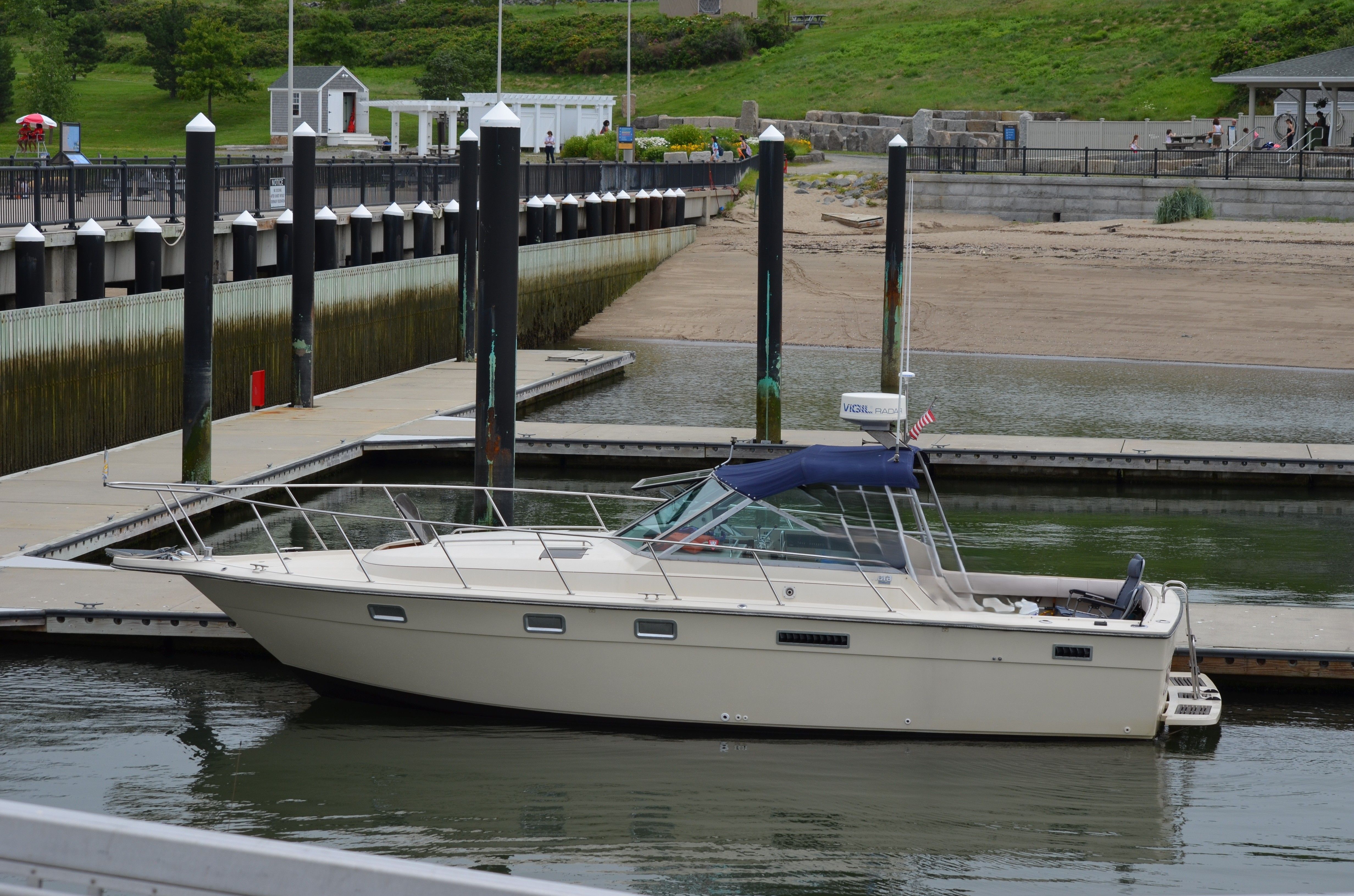 1985 Tiara Yachts 3100 Open