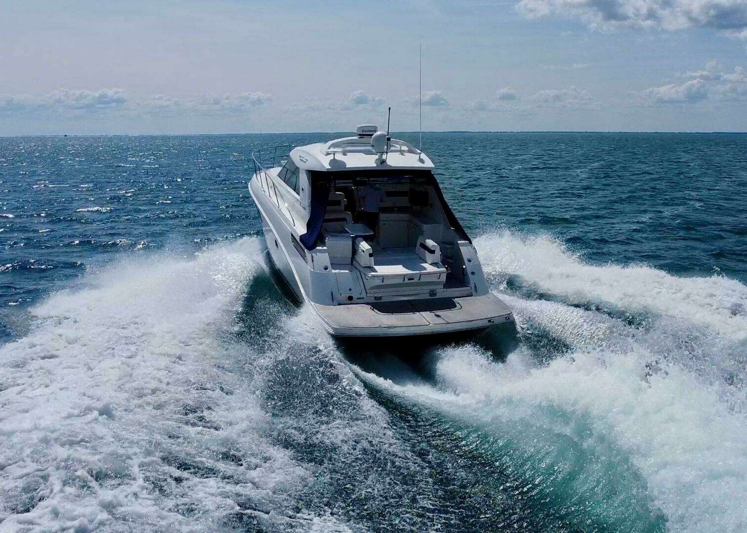2010 Sea Ray 450 Sundancer - Image 4