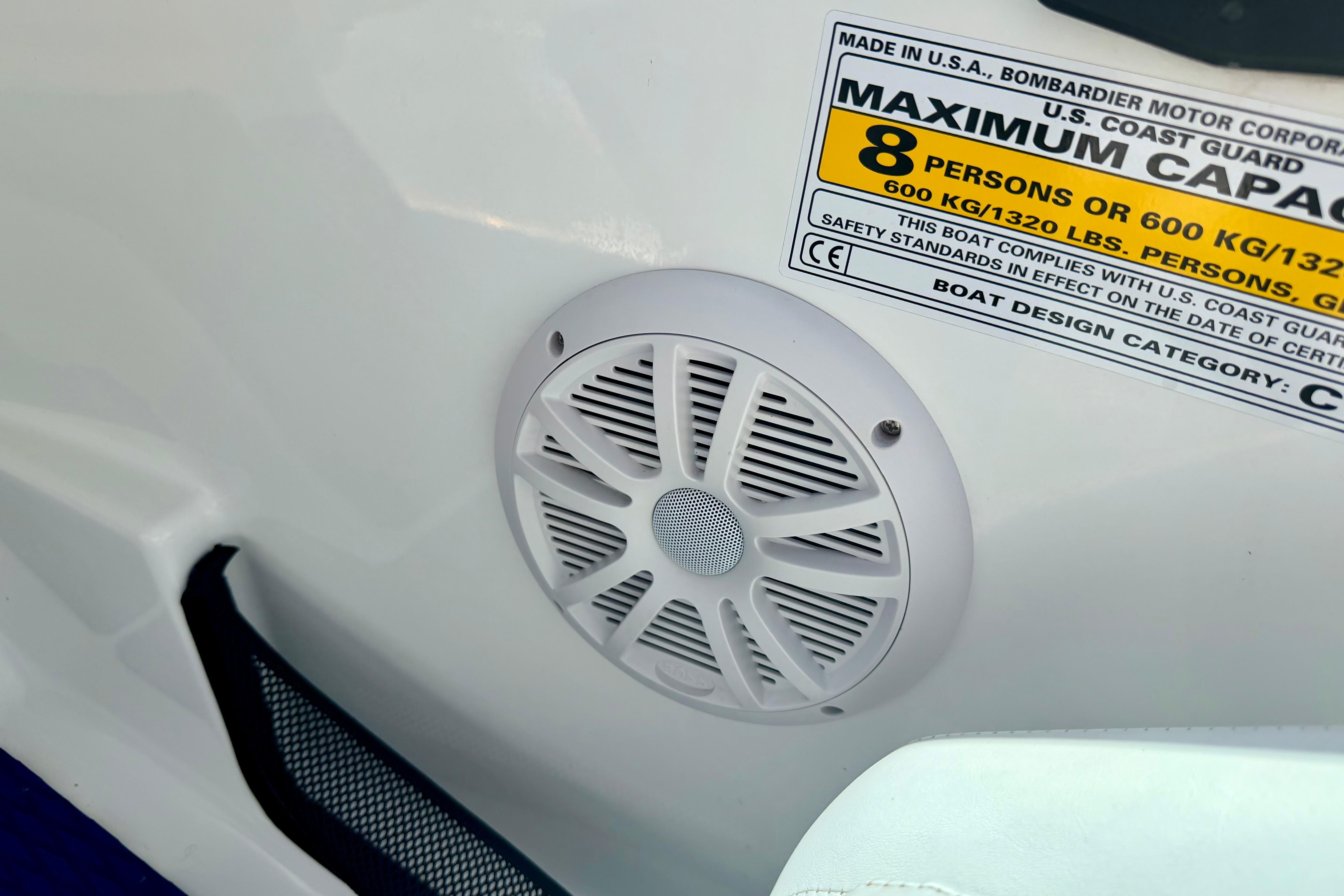 2004 Bombardier SEADOO Utopia 185 boat speaker and capacity label detail.