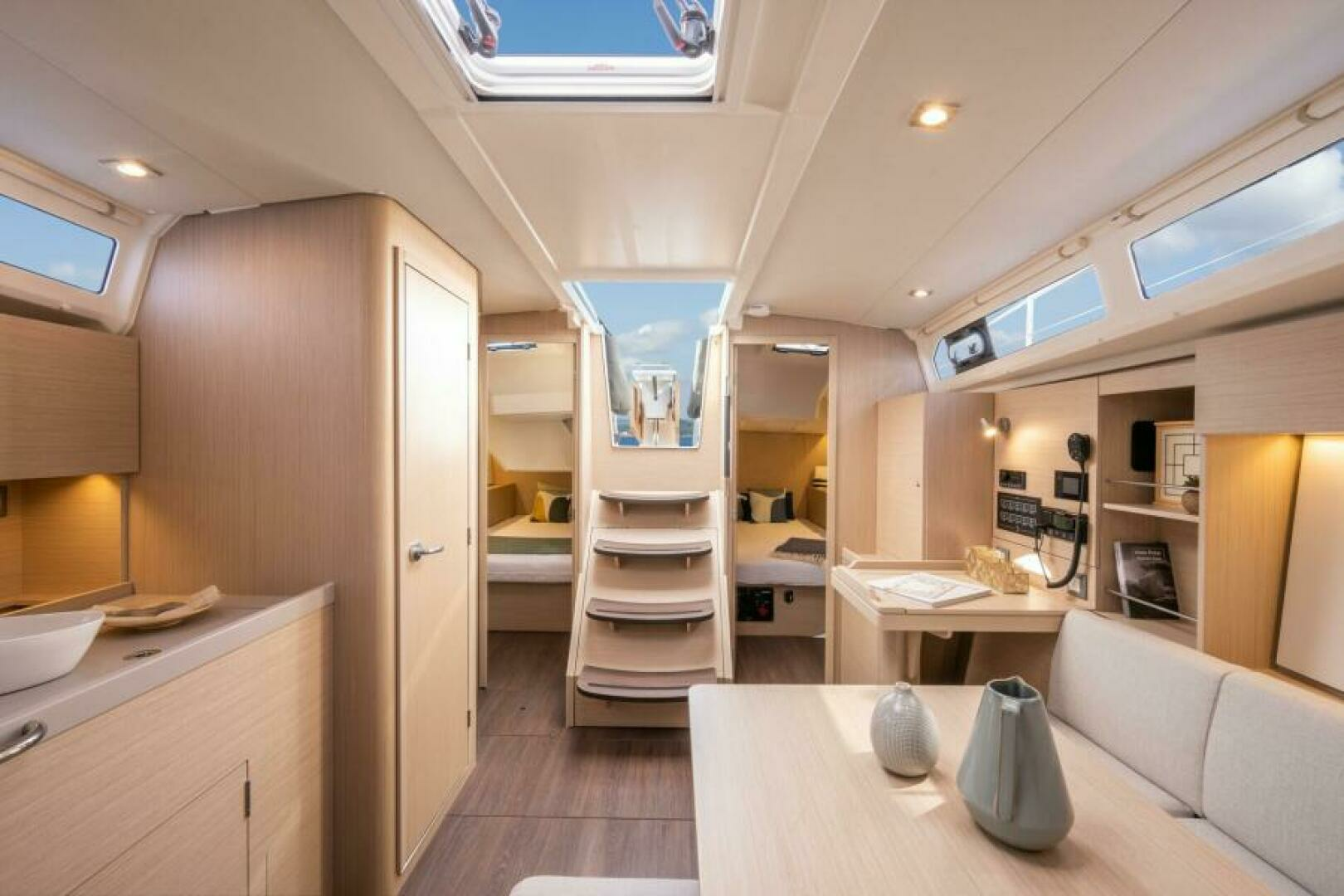 2024 Beneteau Oceanis 37.1 - Image 11