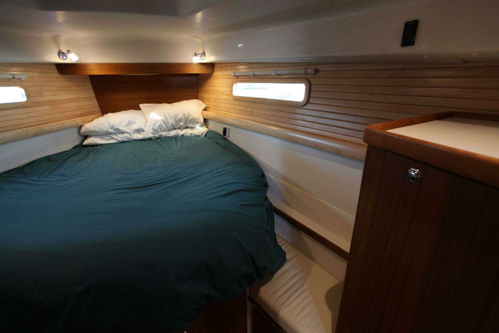 2025 Catalina 426 - Image 151