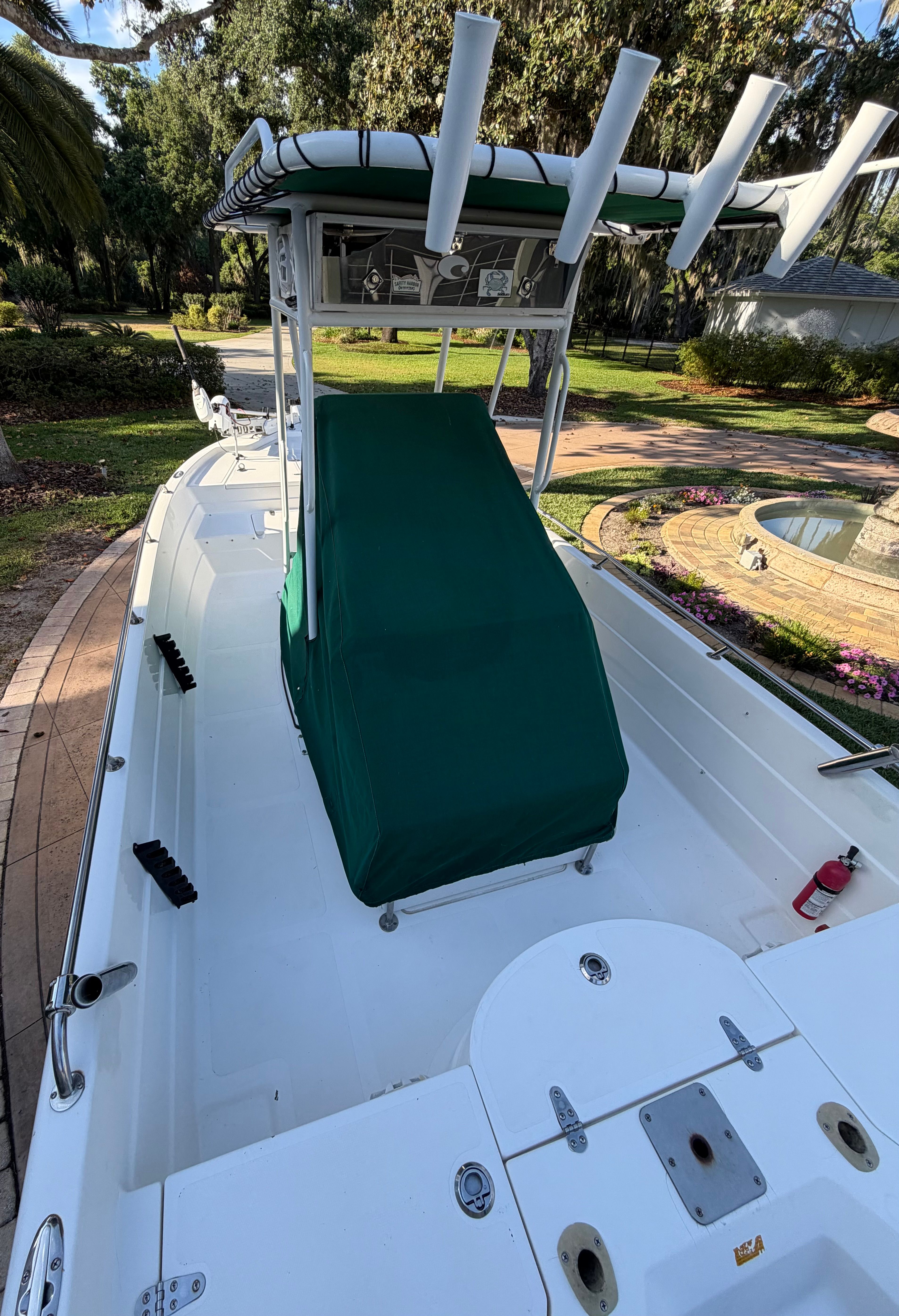 1999 Skeeter ZX2200 boat with green cover design.