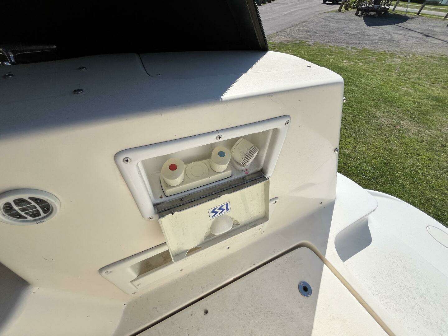 2000 Rinker Fiesta Vee 340 - Image 11