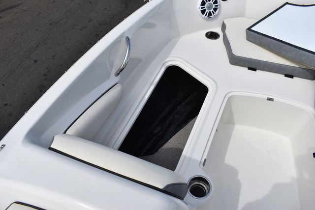 2024 Stingray 182 SC - 39