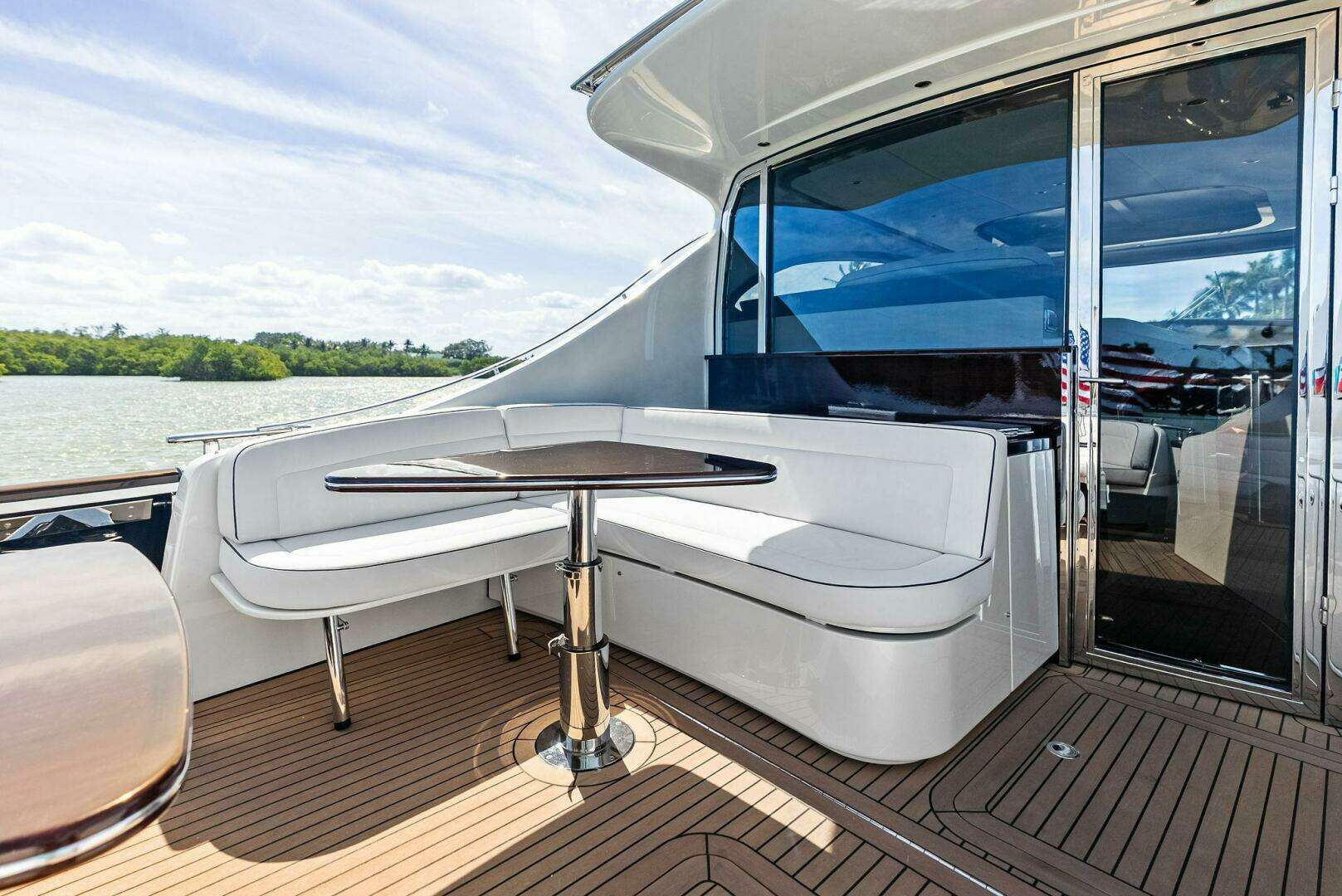 2024 Zeelander Z5 - Image 30