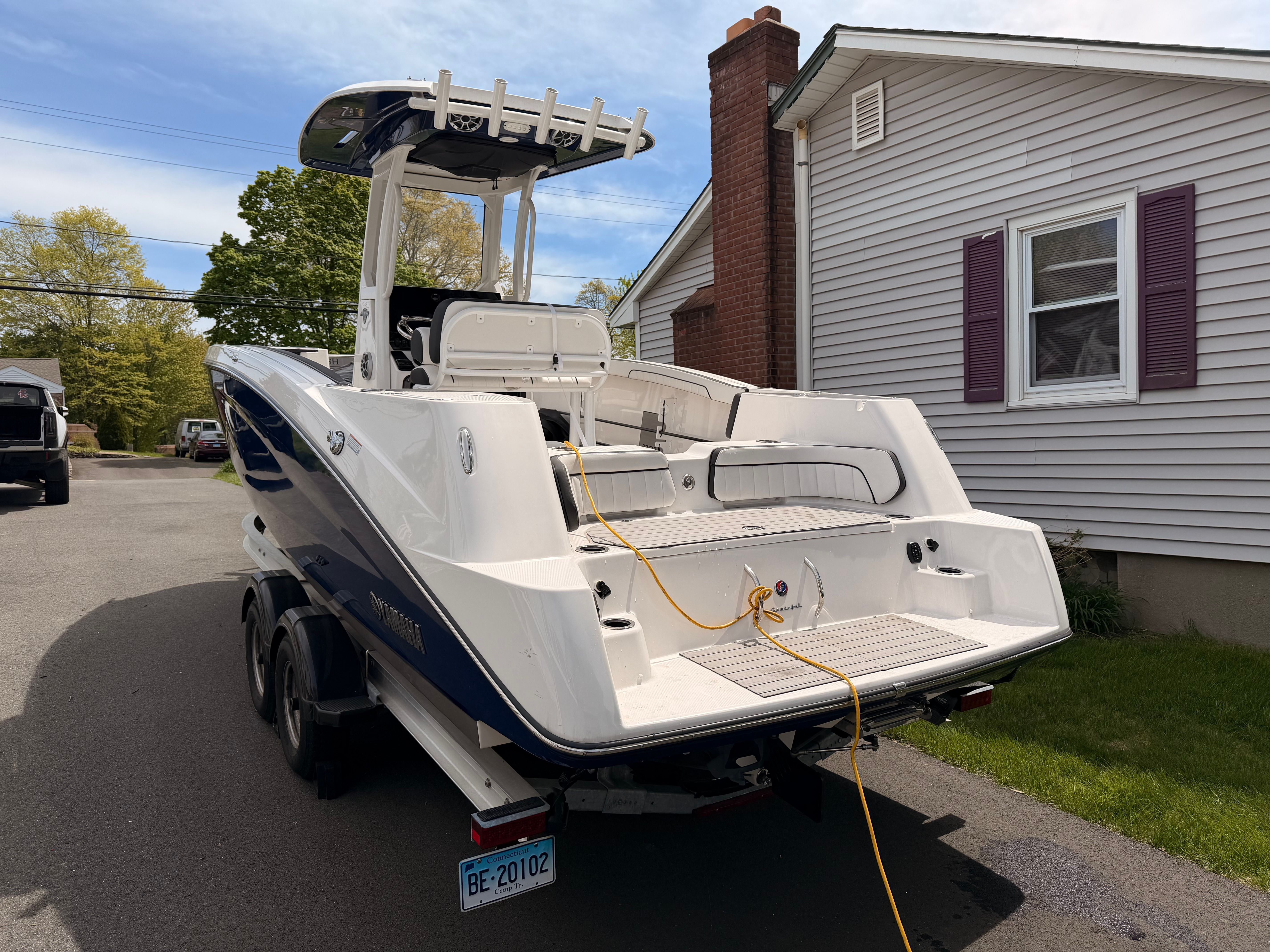 2022 Yamaha Boats 255 FSH Sport E - 8