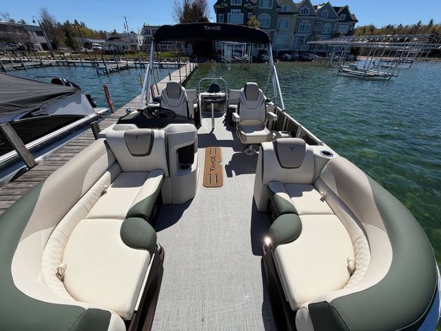 2026 Tahoe 2185 LTZ Quad Lounger - 6