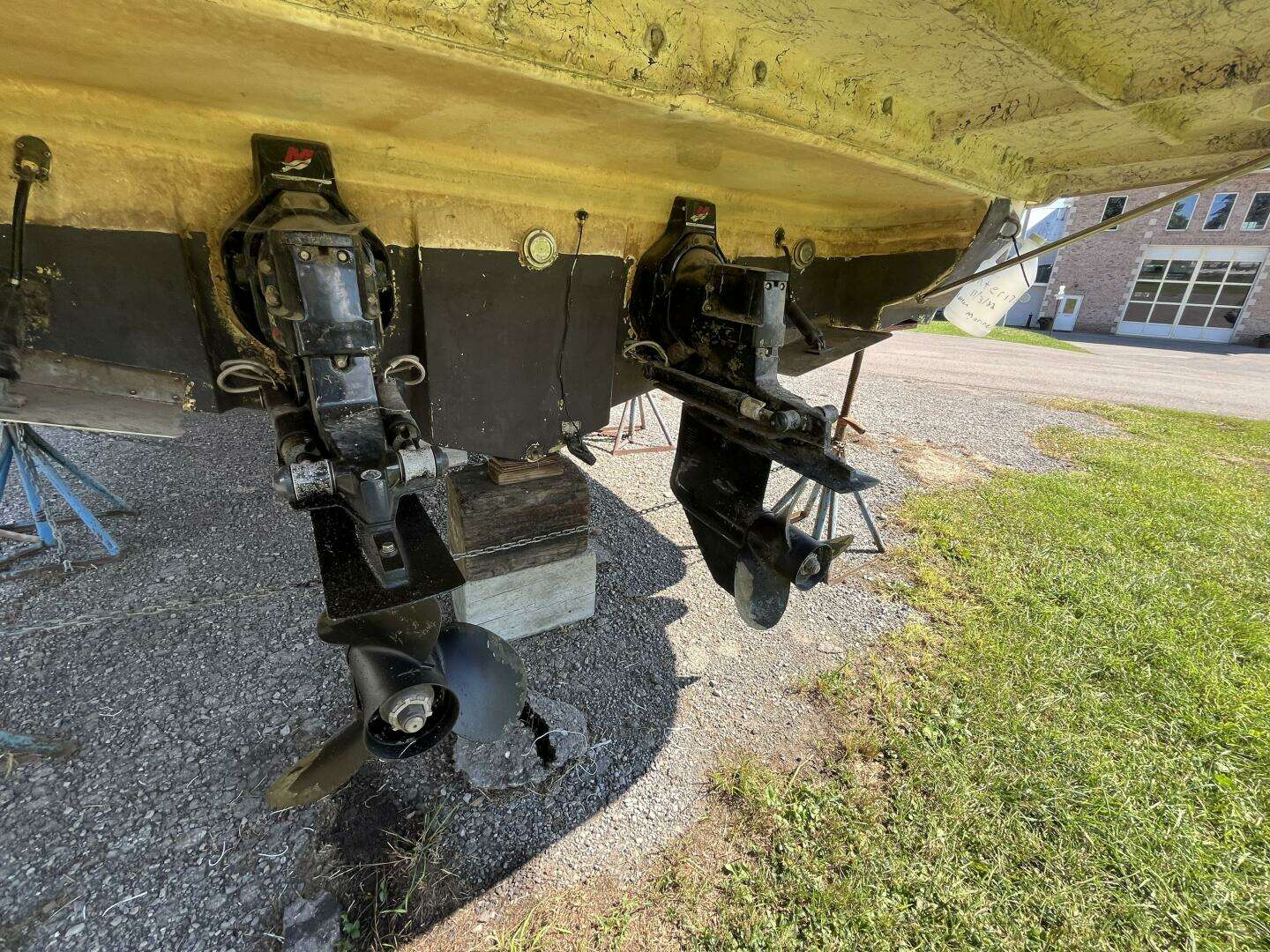 2000 Rinker Fiesta Vee 340 - Image 4