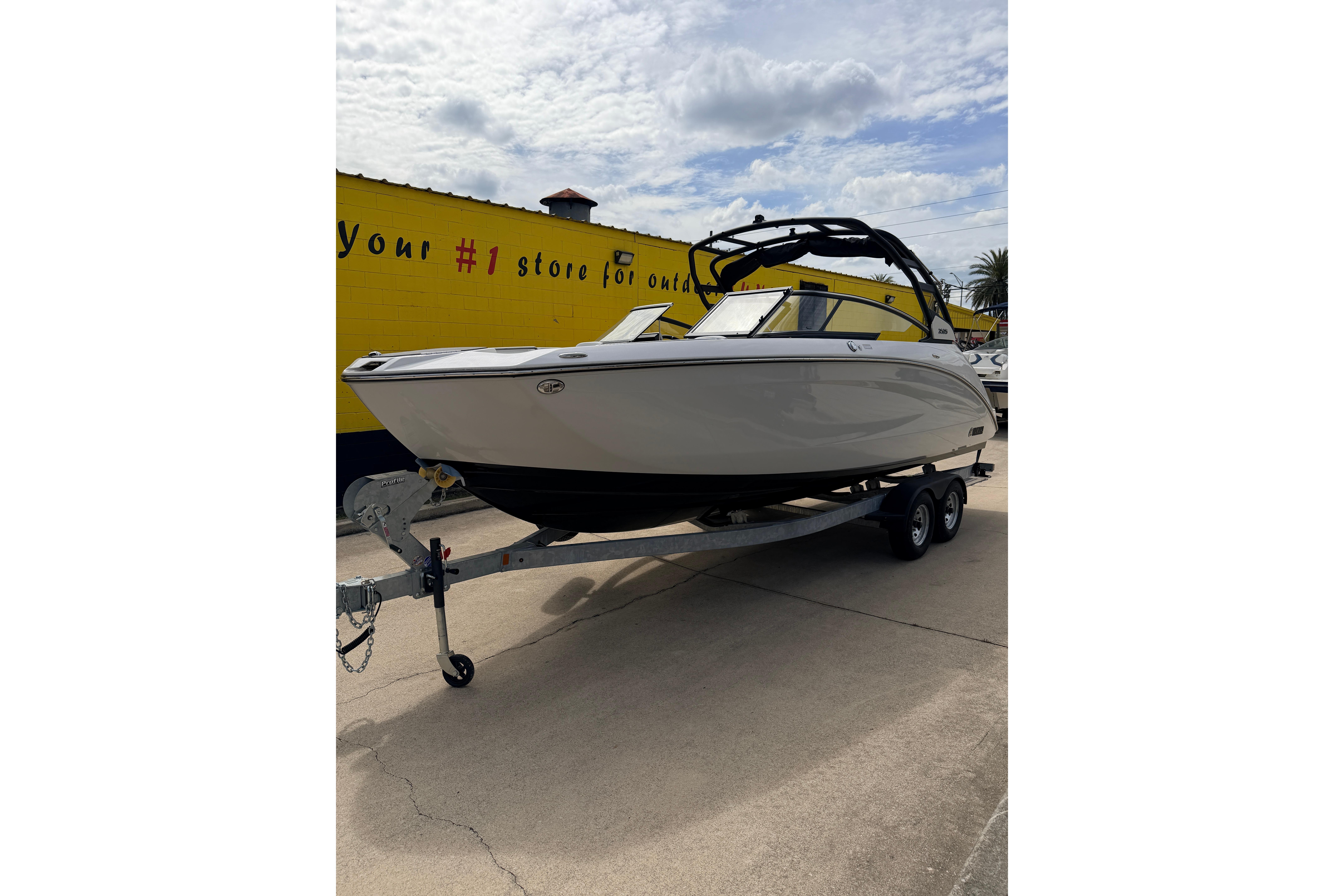 2026 Yamaha Boats 252S