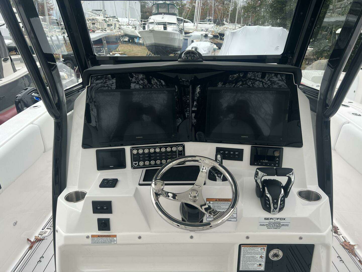 2025 Sea Fox 328 Commander - Image 9