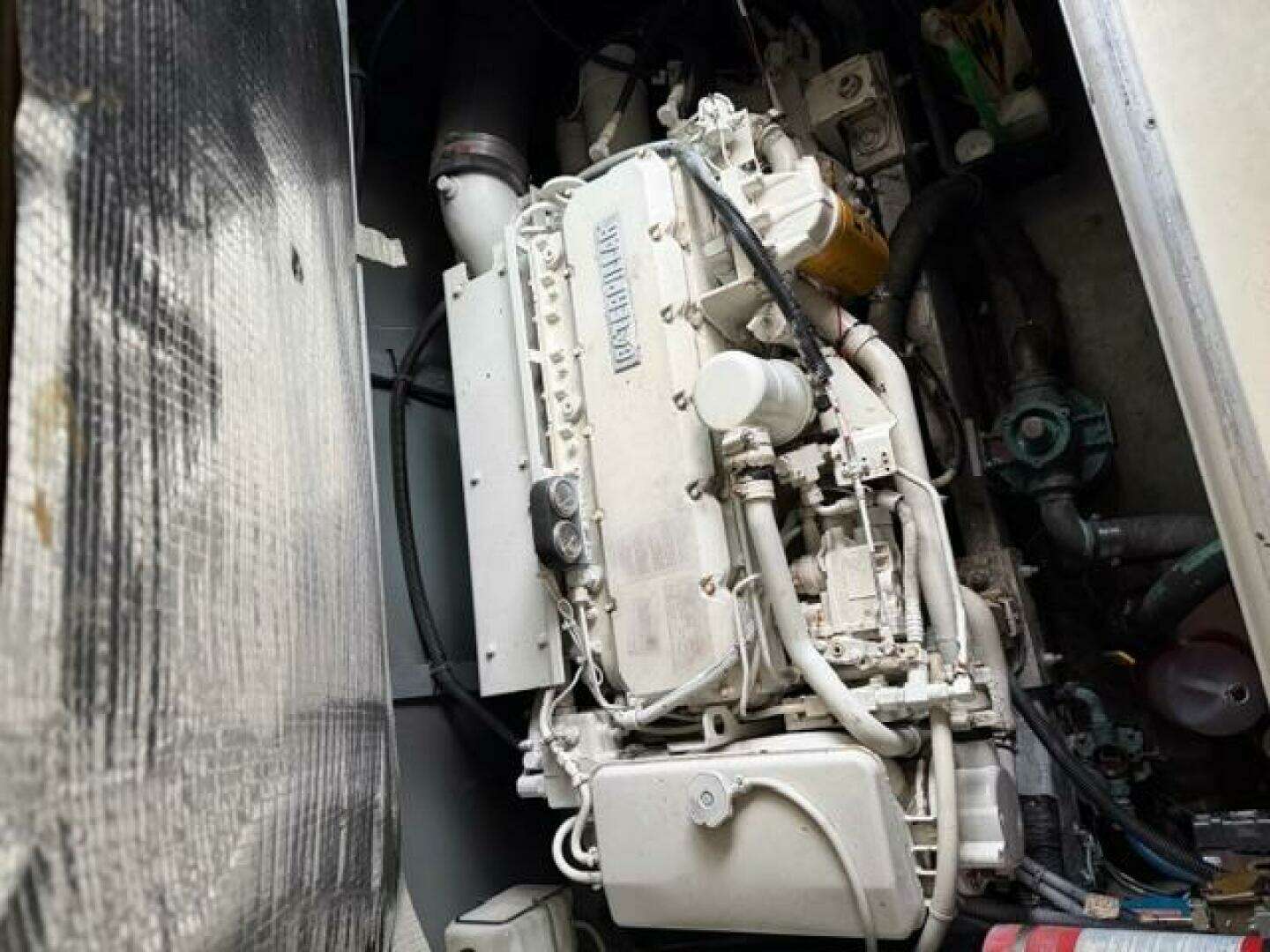 1997 Sea Ray 400 Sedan Bridge - Image 2
