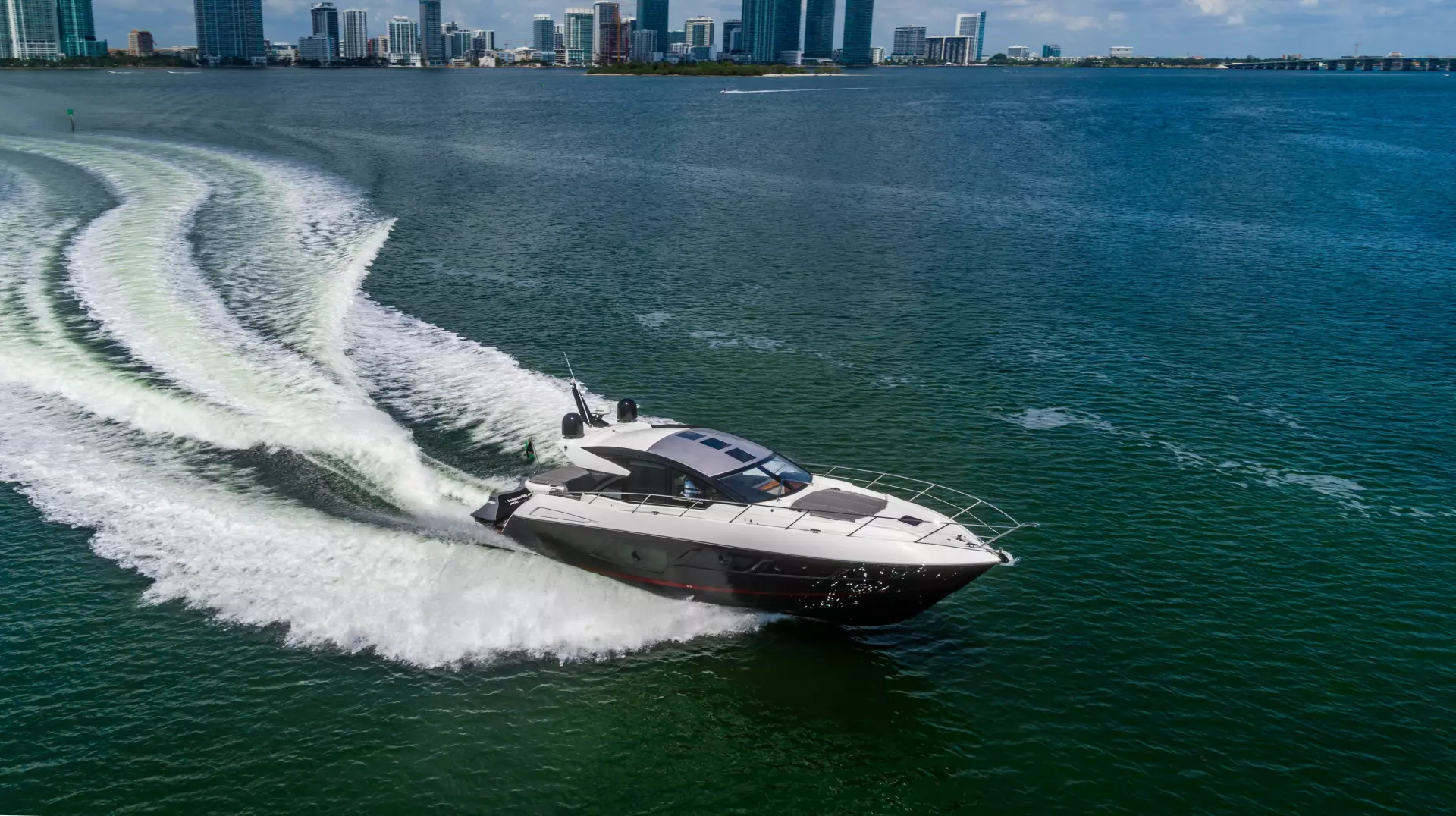 2019 Sunseeker Predator - Image 10