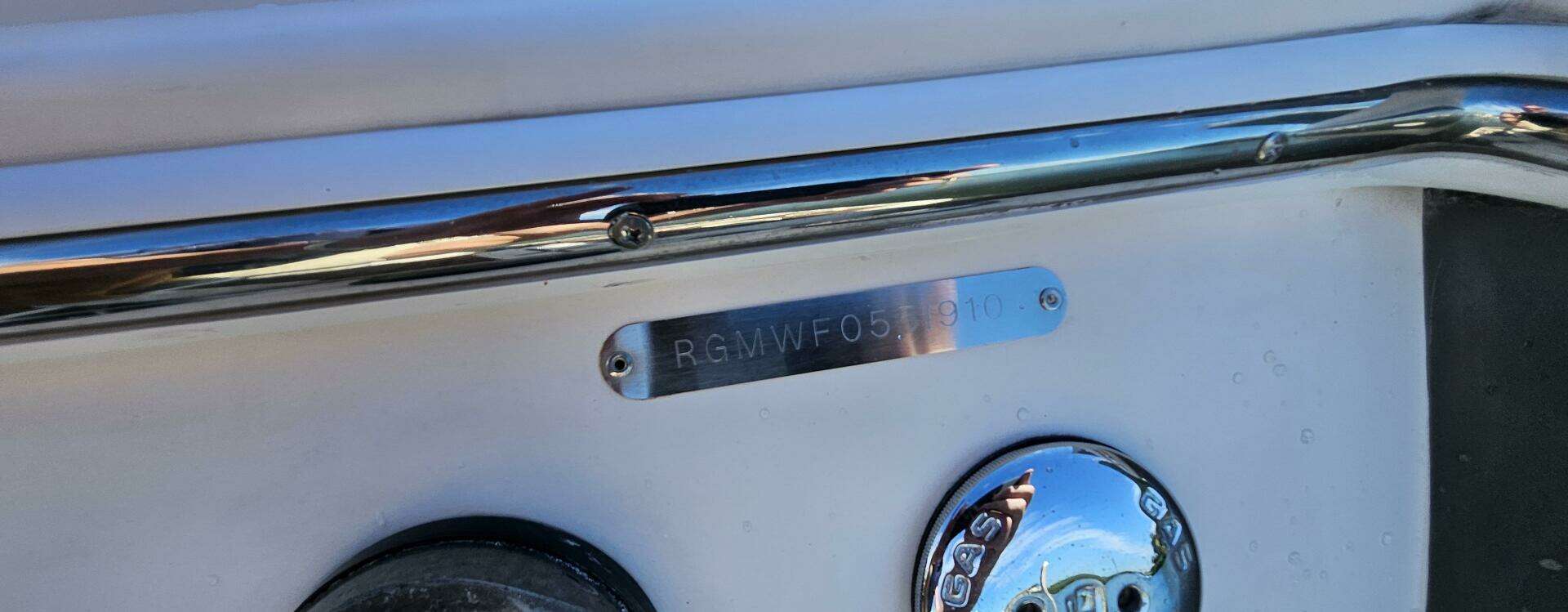 2010 Regal 2700 - Image 42