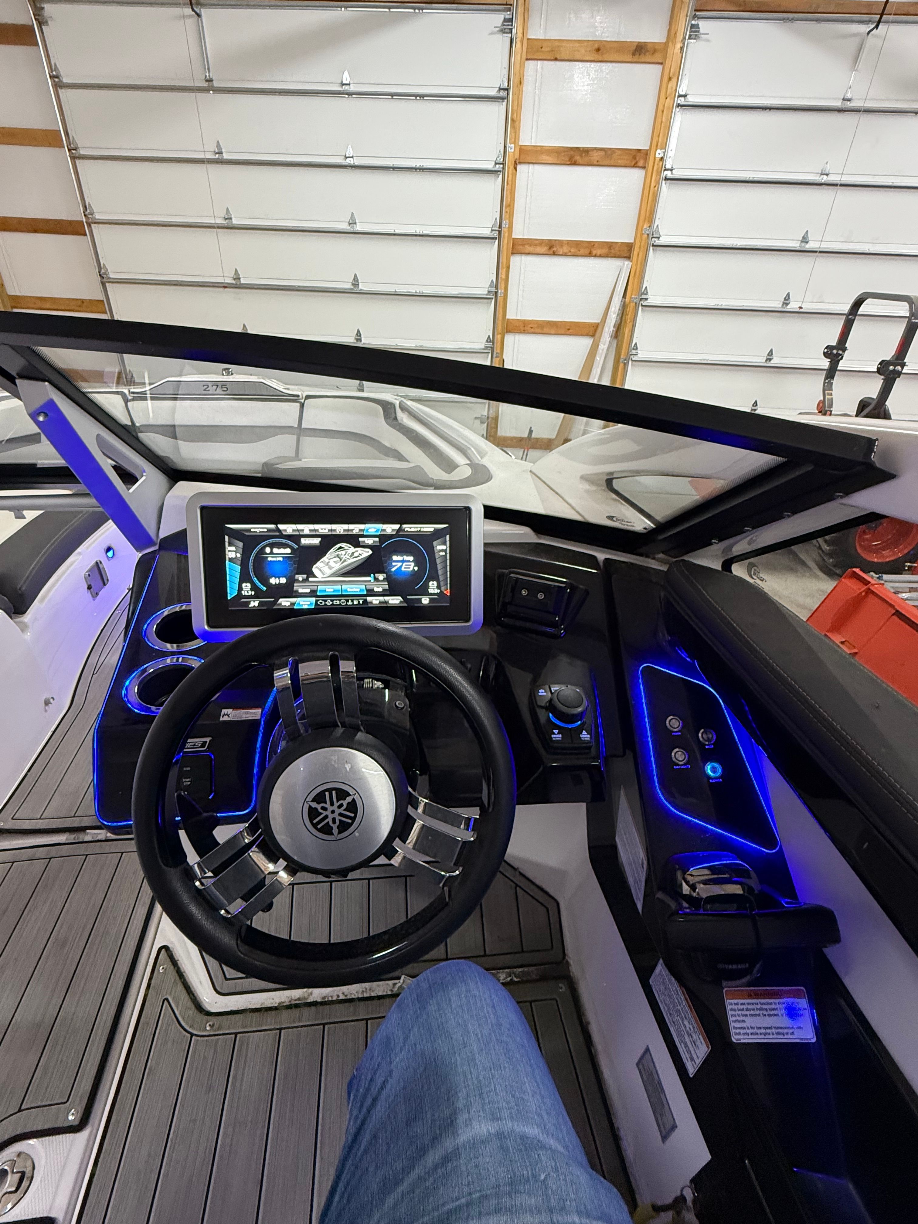 2021 Yamaha Boats 275SD - 23