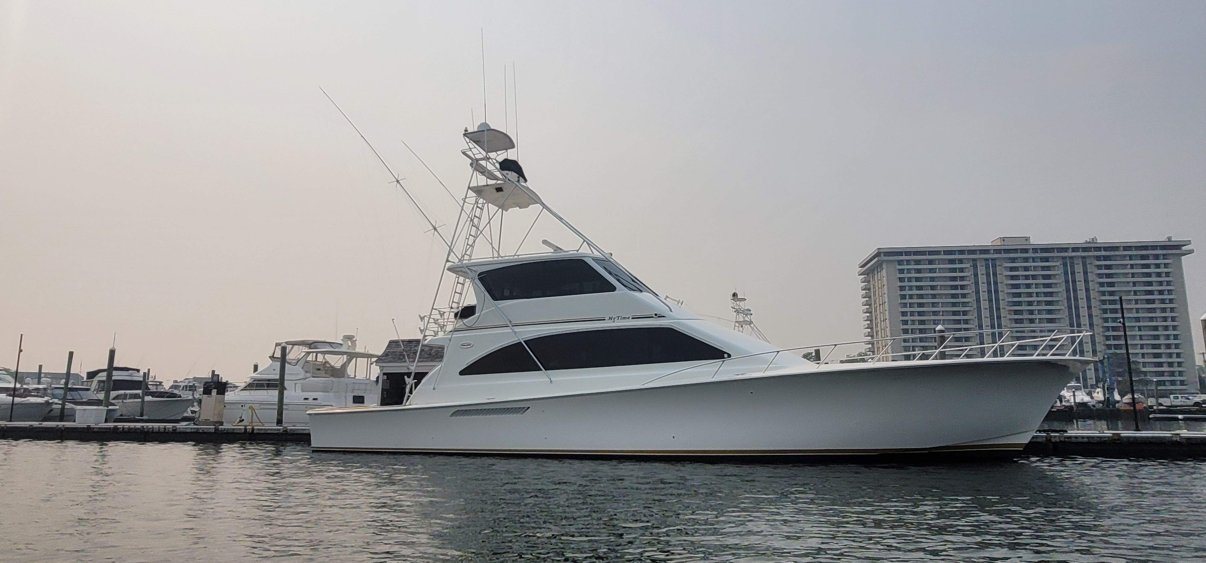 2000 Ocean Yachts 70 Super Sport