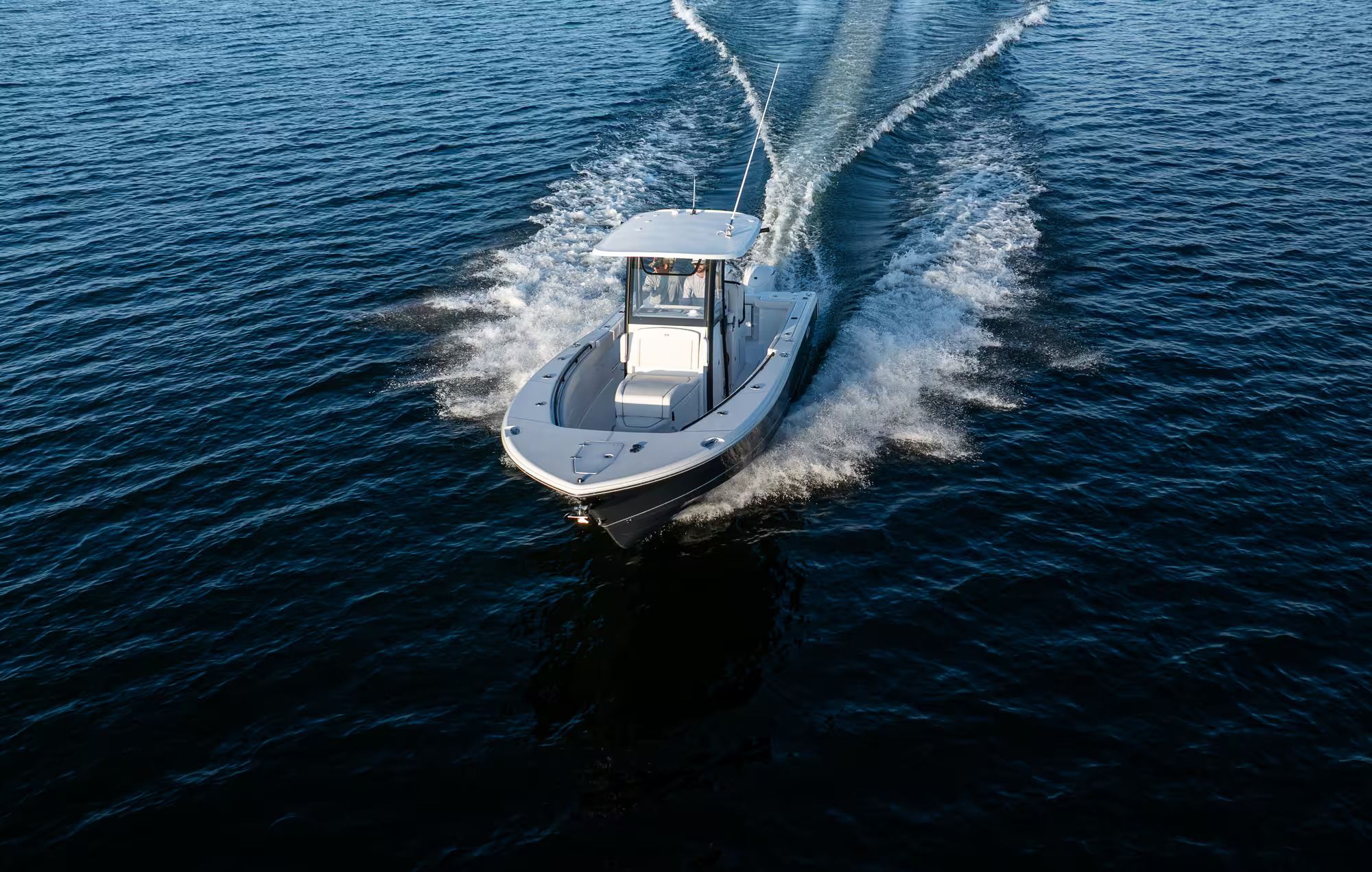 2027 Sea Hunt Gamefish 27 Coffin Box - 5