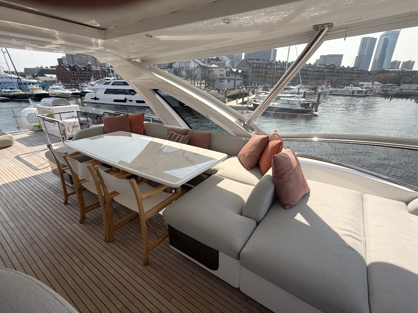 2022 Azimut GRANDE 25M - Image 4