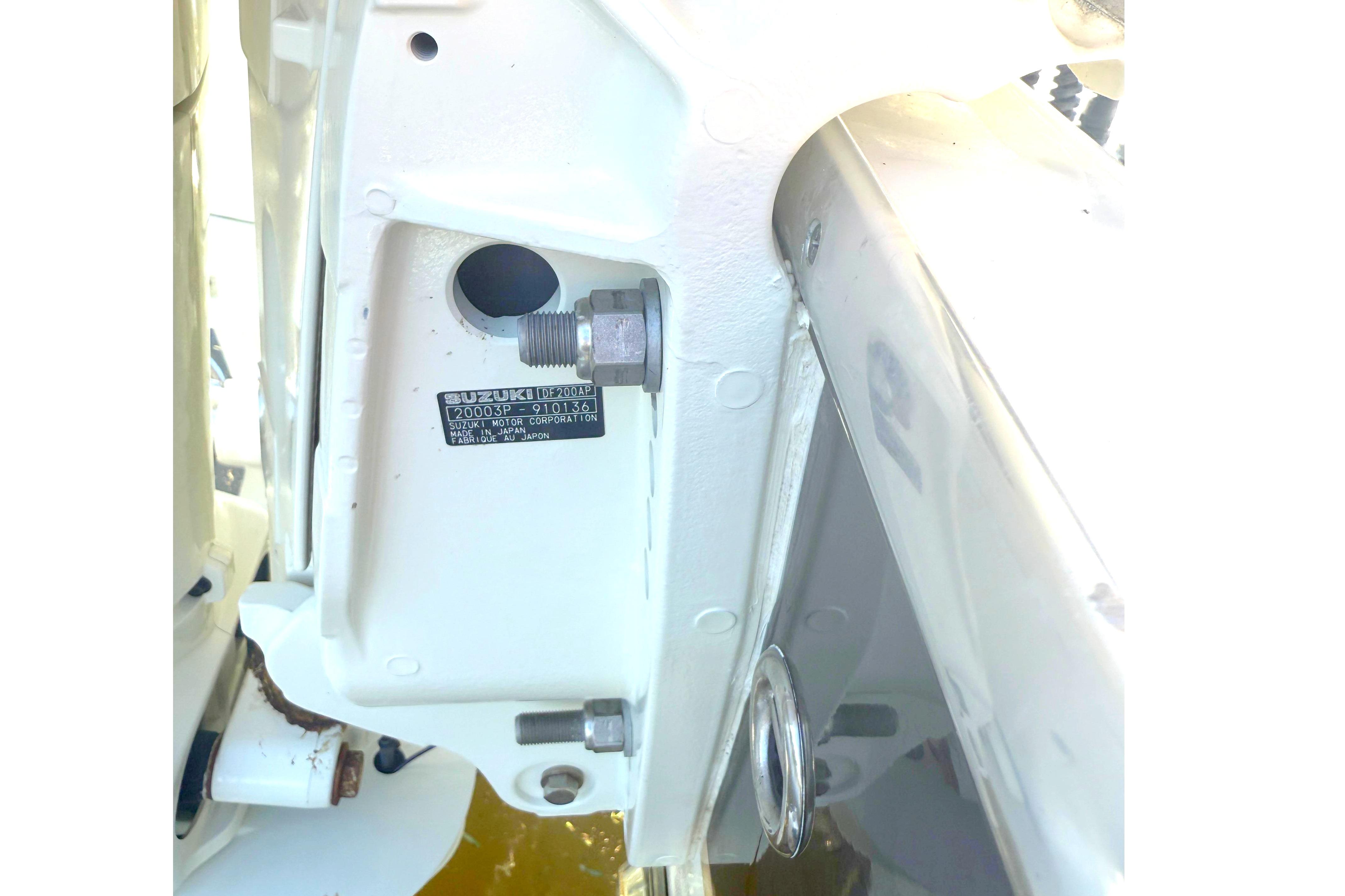 Close-up of 2019 Cape Horn 27XS boat engine mount detail.