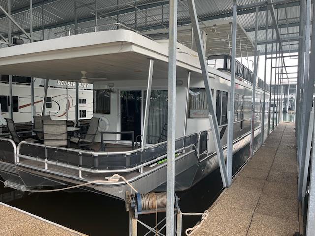 2007 Thoroughbred Houseboat