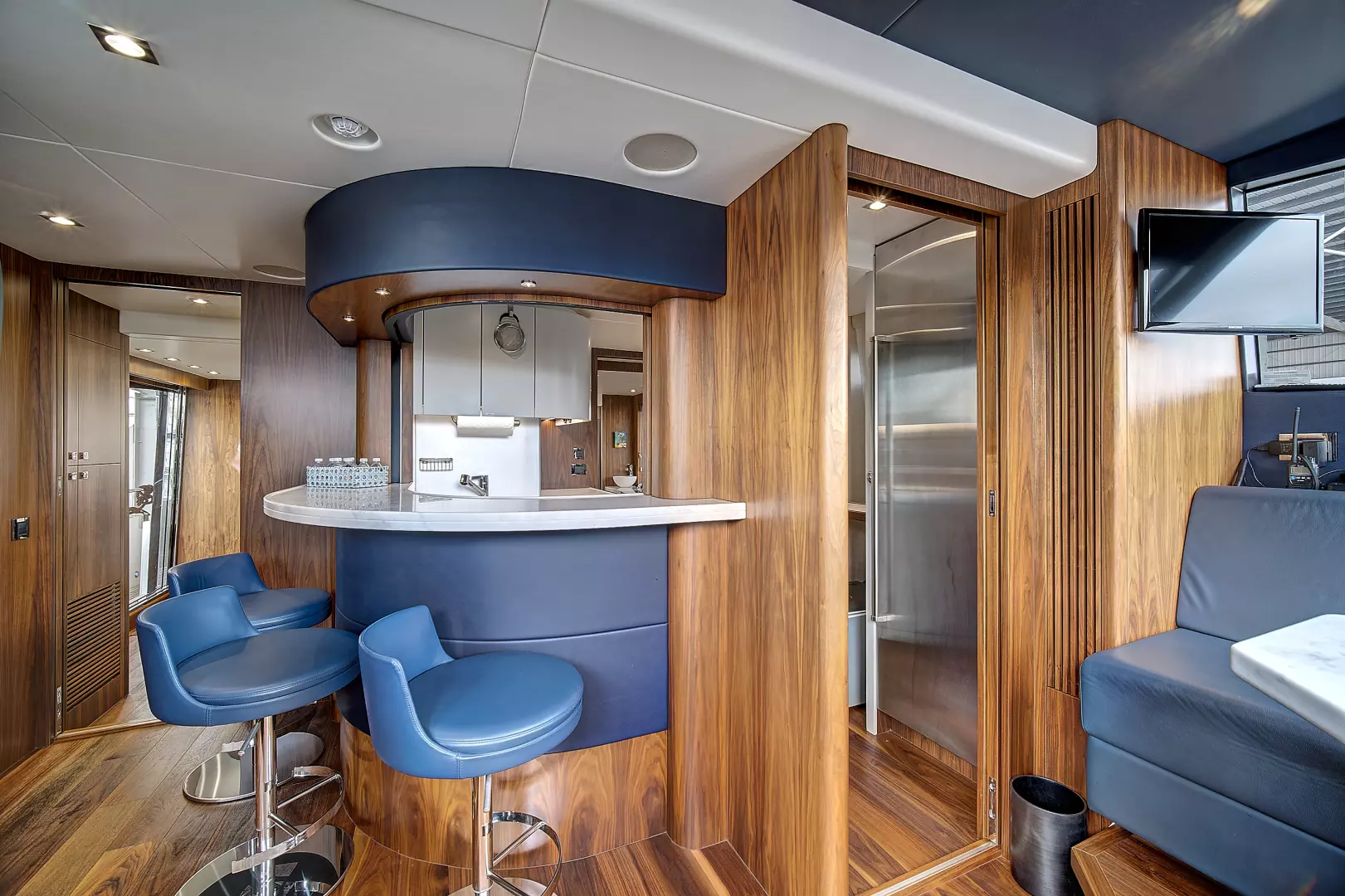 2019 Sunseeker 86 Yacht - Image 41