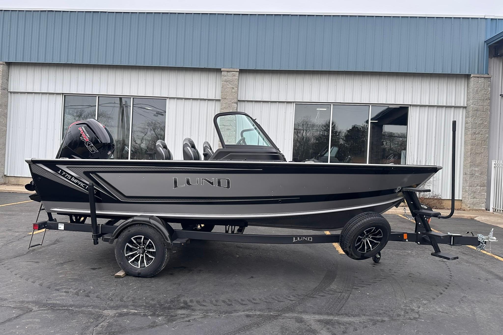 2026 Lund 1775 Impact XS Sport