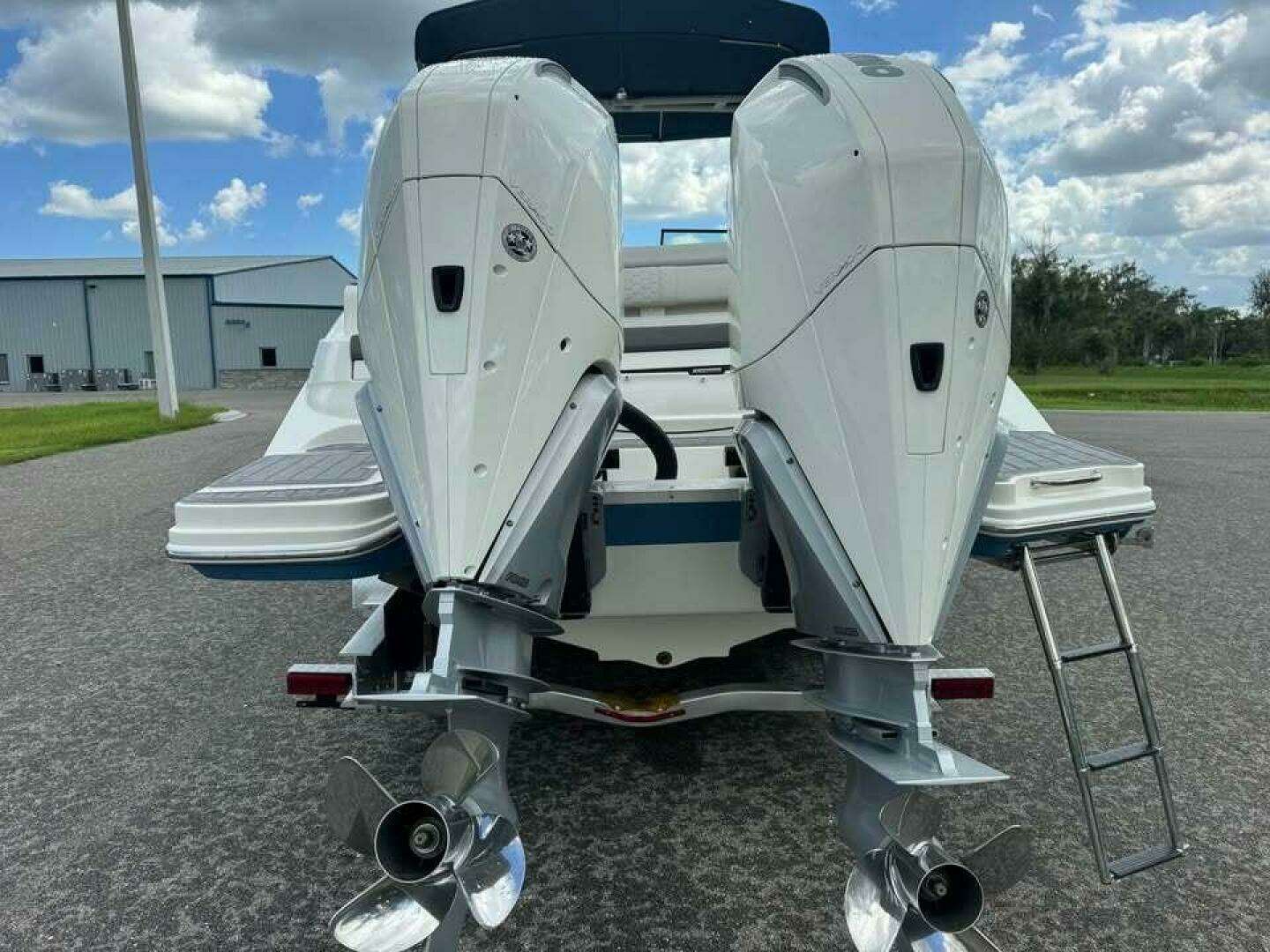 2022 Sea Ray — - Image 12