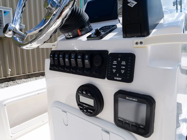 2027 Spyder FX17 Flicker - 10