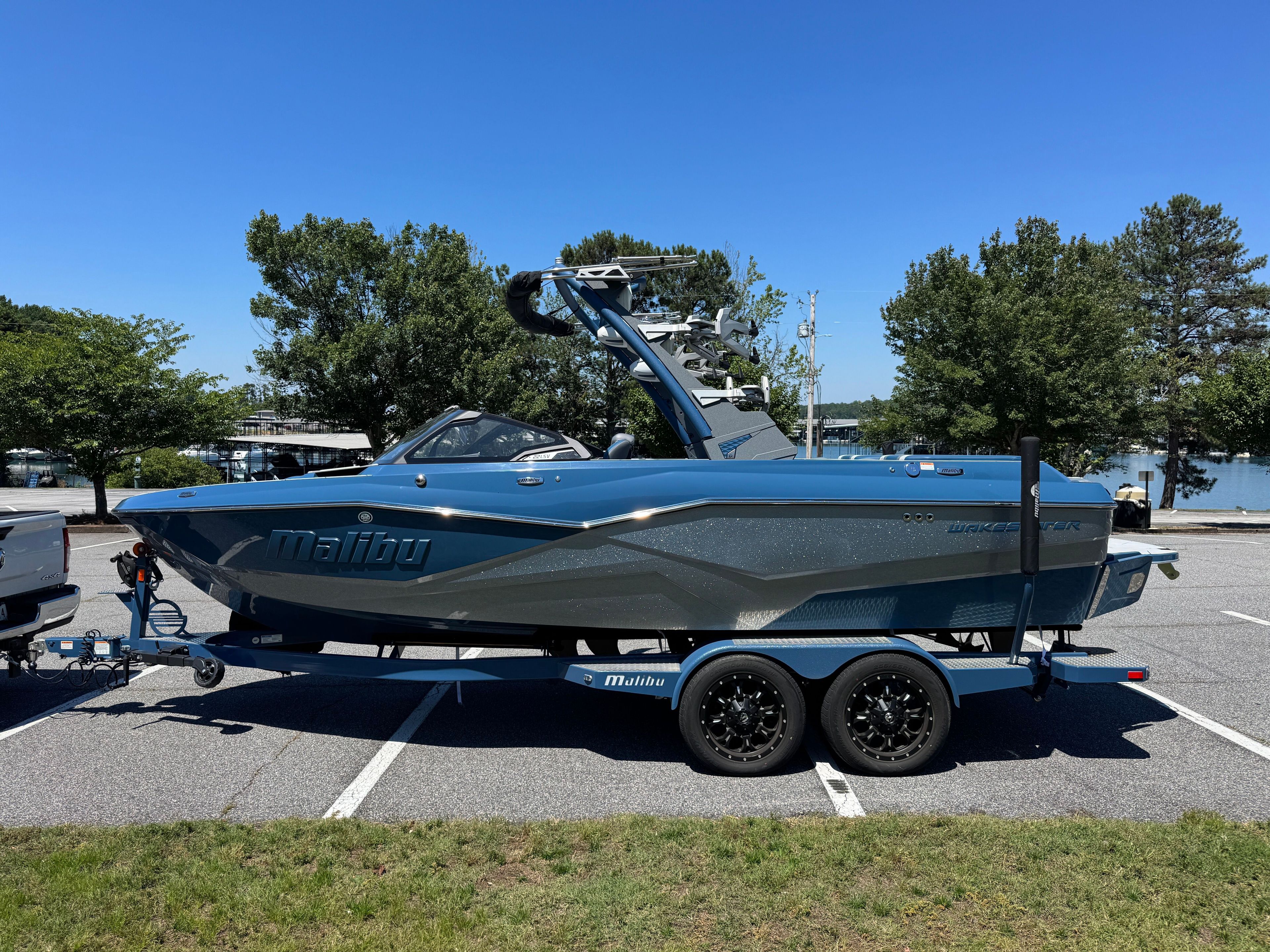 2025 Malibu Wakesetter 22 LSV