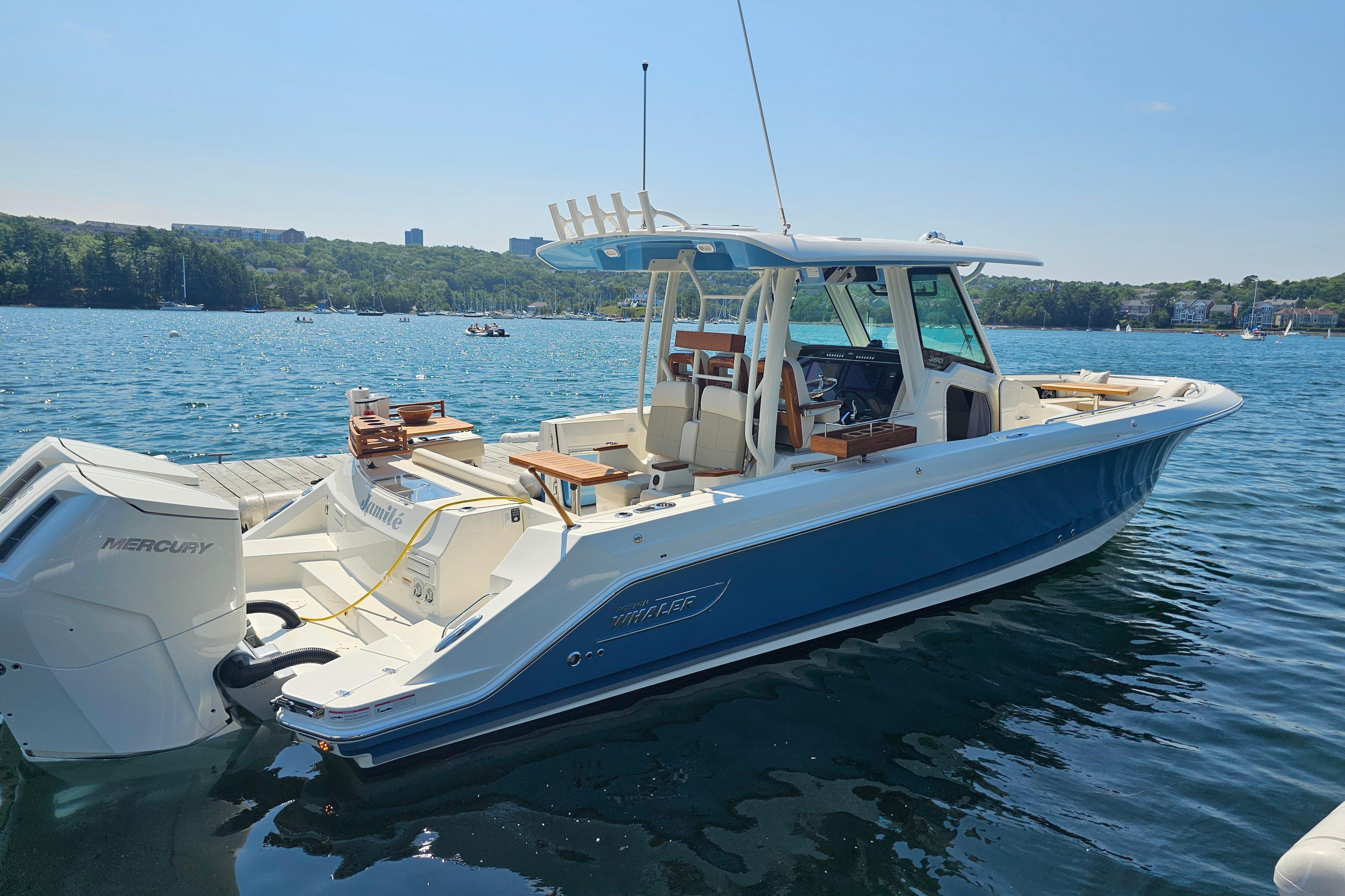 2024 Boston Whaler 360 Outrage