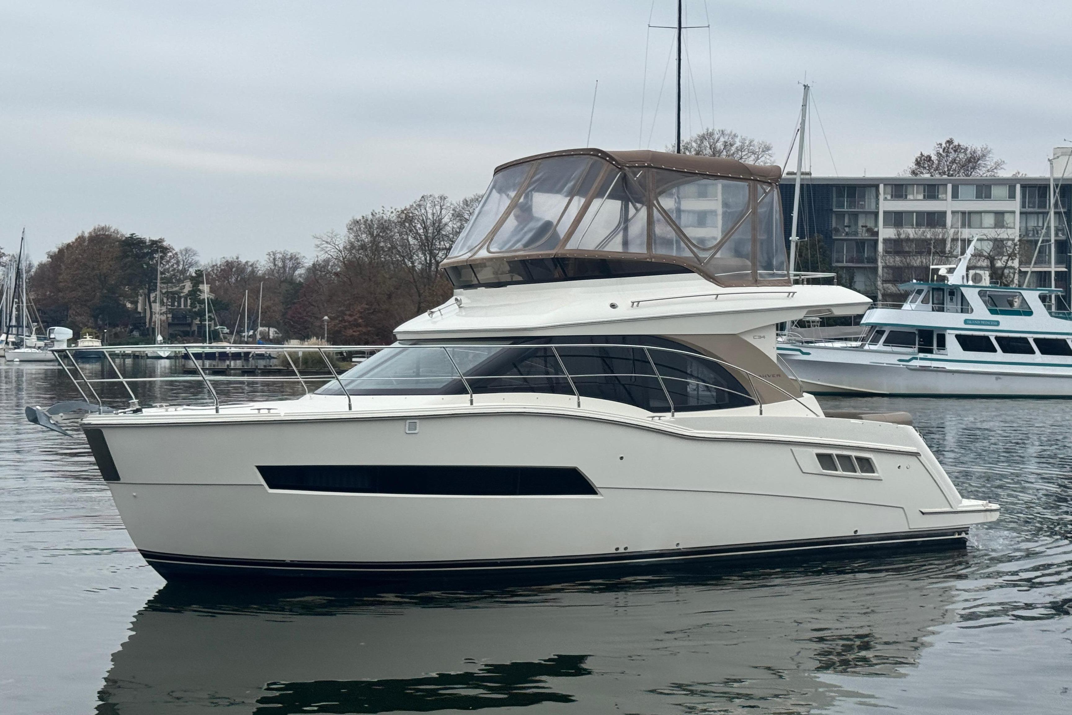 2016 Carver C34
