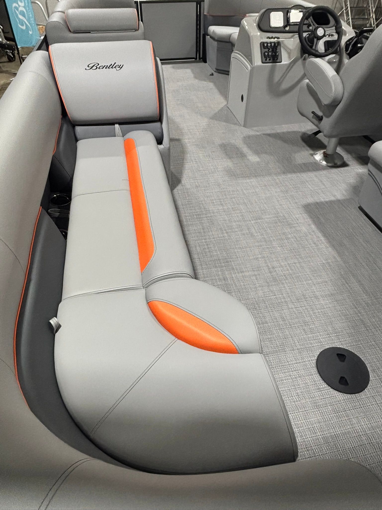 2027 Bentley Pontoons 223 Bolt - 25