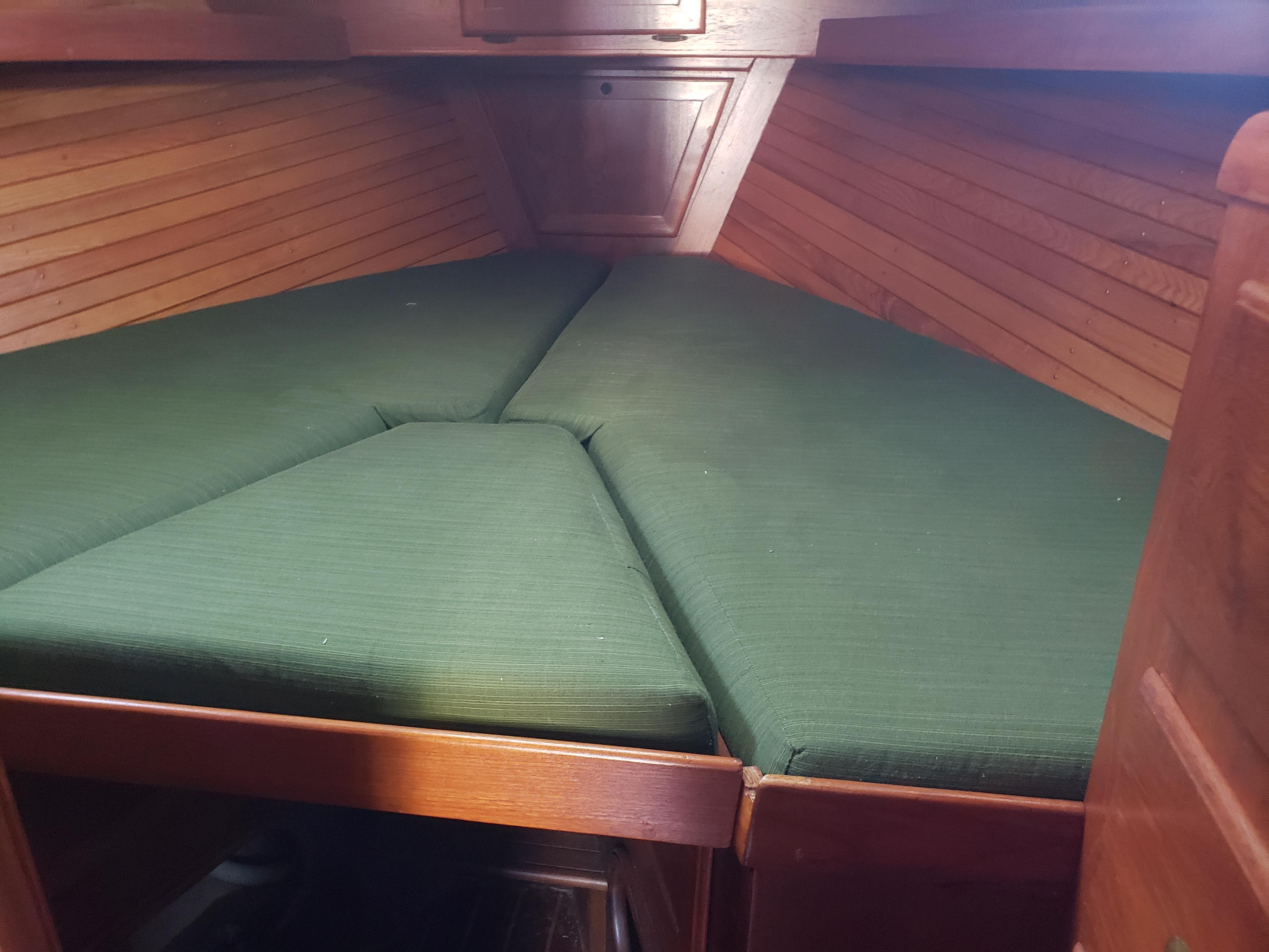 1989 Cape Dory MS300 - 34