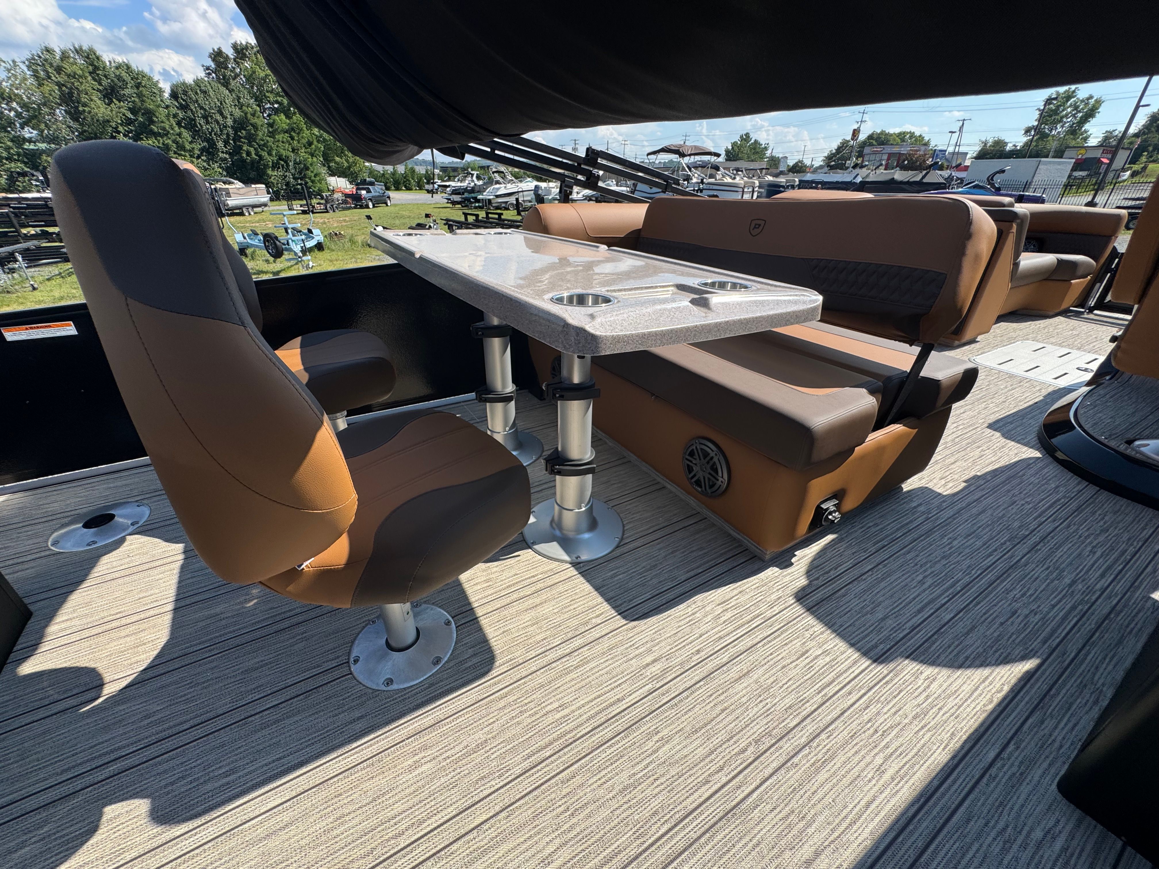 2026 Premier 250 Solaris Rear Social - 34