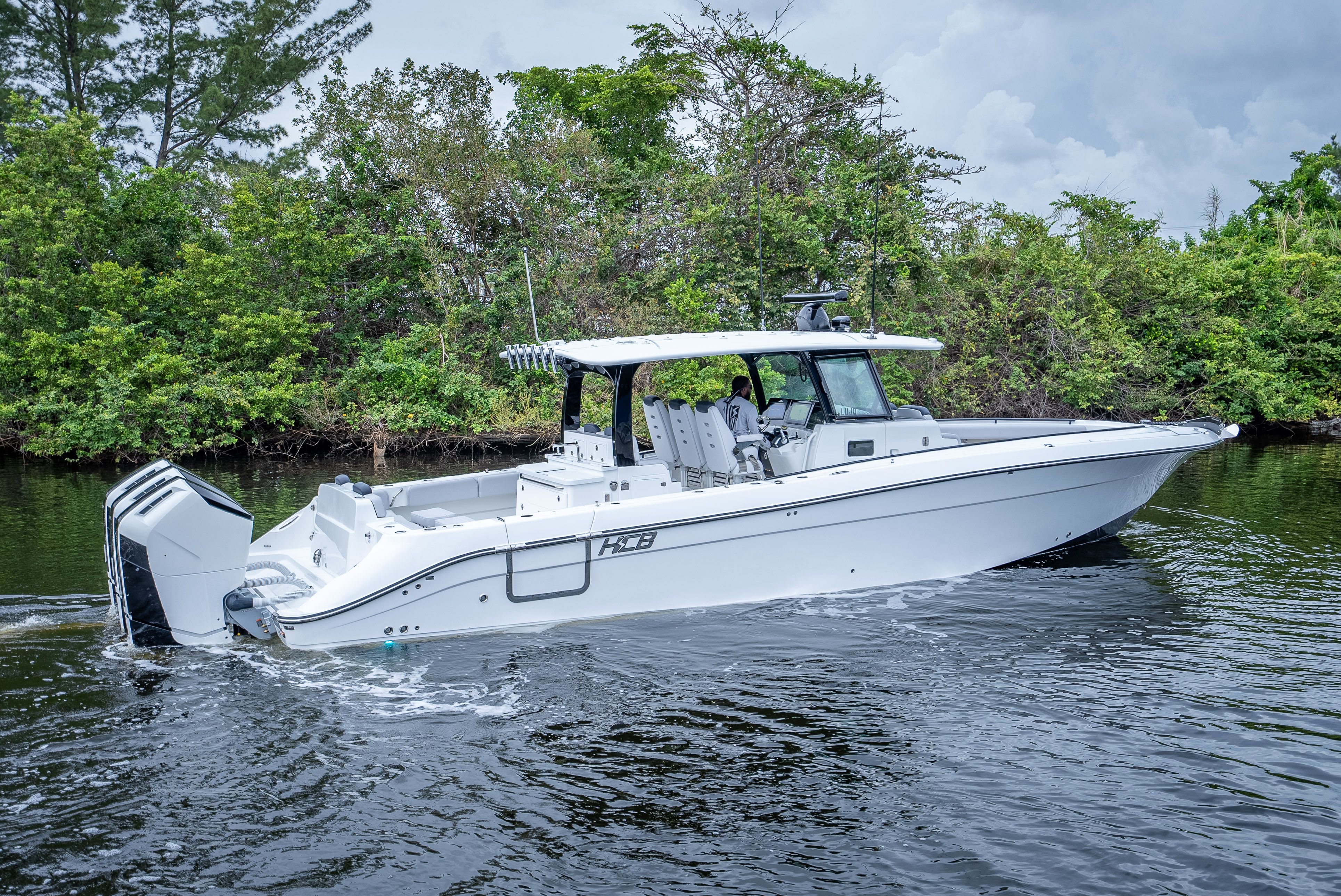 2024 HCB 42 Lujo - 55