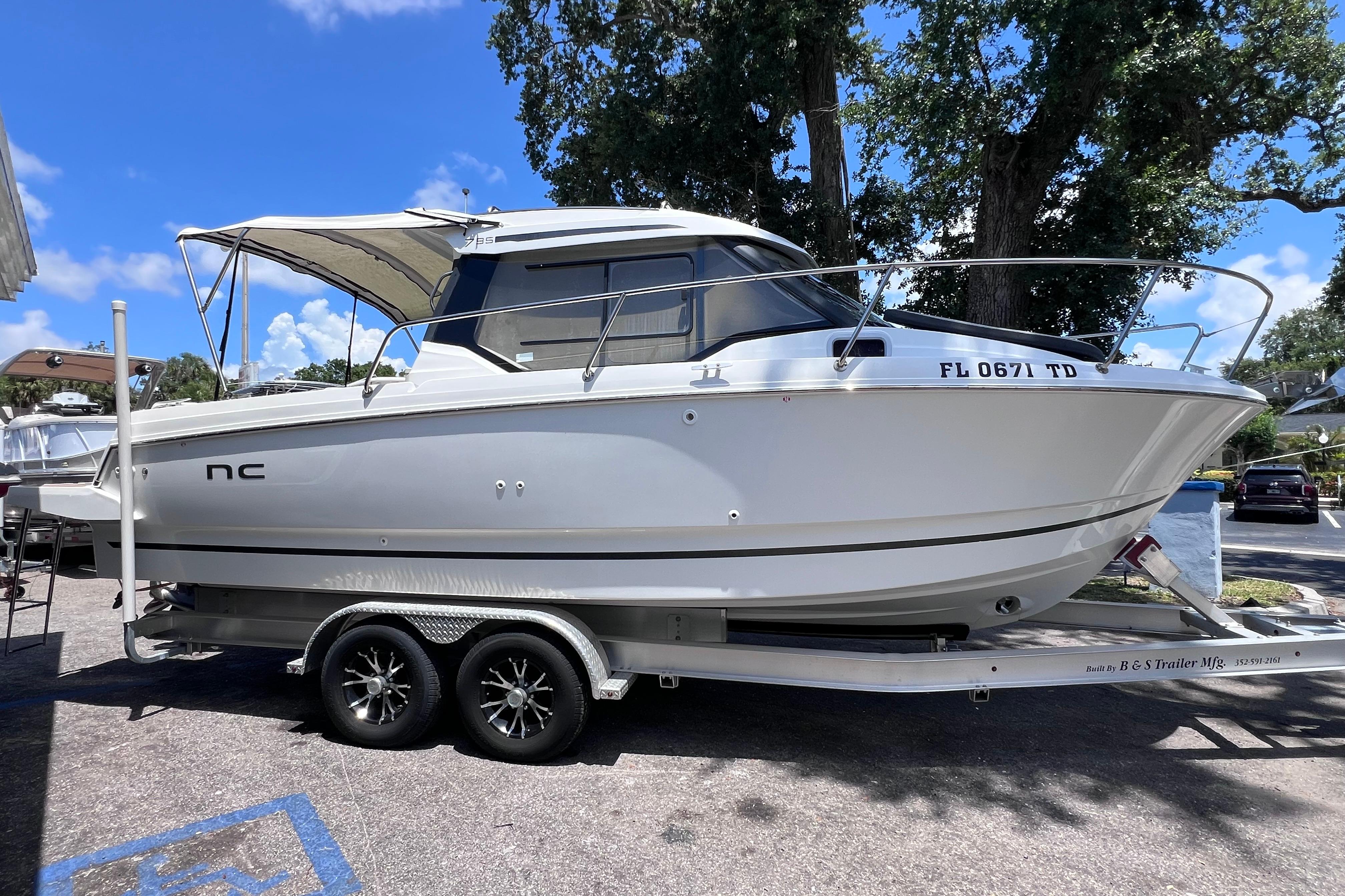 2021 Jeanneau NC Weekender 795 Series 2