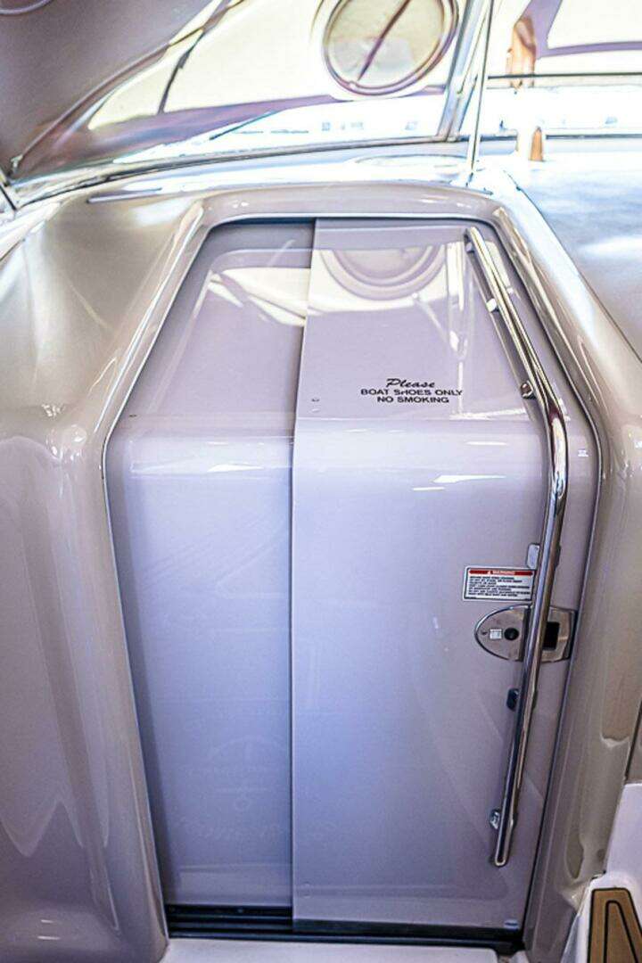 2002 Sea Ray 550 Sundancer - Image 14