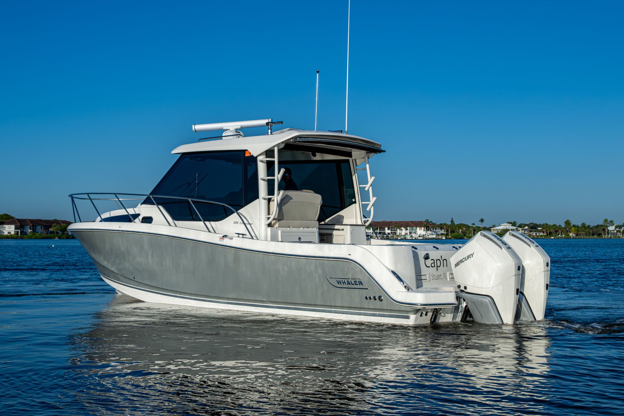 2023 BOSTON WHALER 325 CONQUEST - Image 10