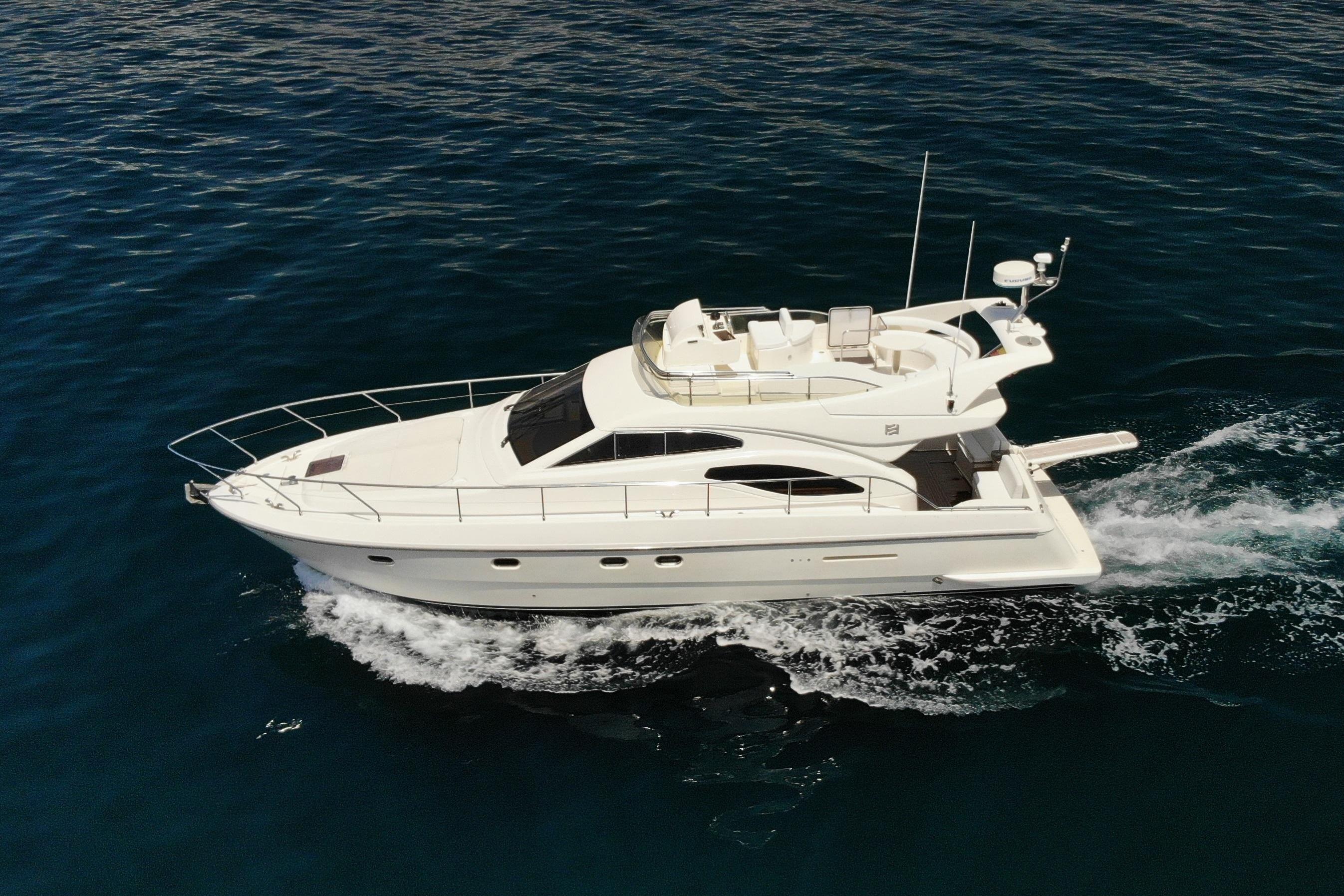 2003 Ferretti Yachts 430