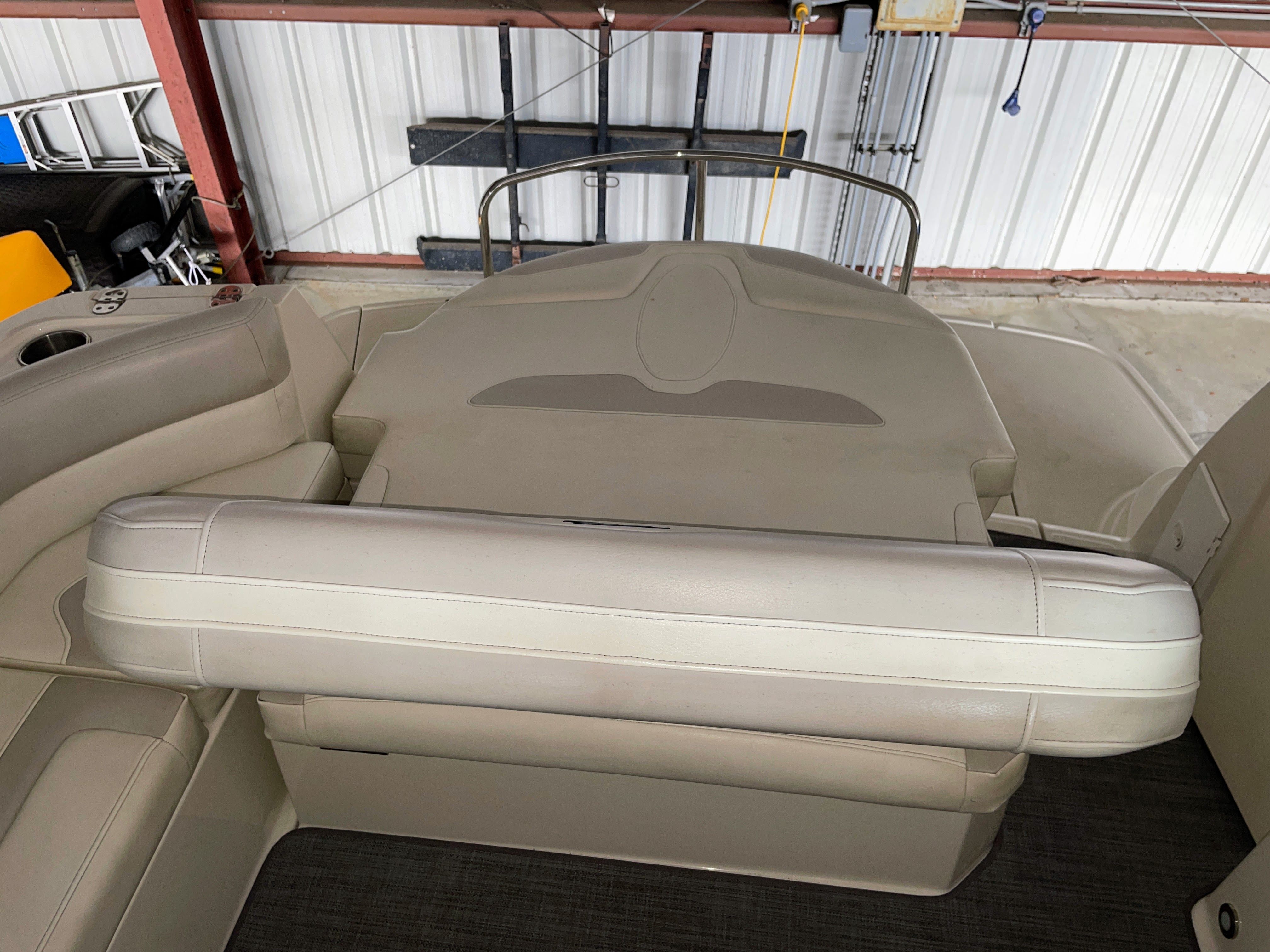 2010 Monterey 280 SCR - 20