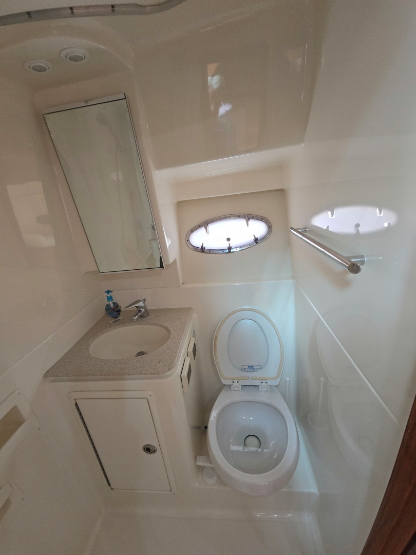 2006 Tiara Yachts 3600 Open - Image 27