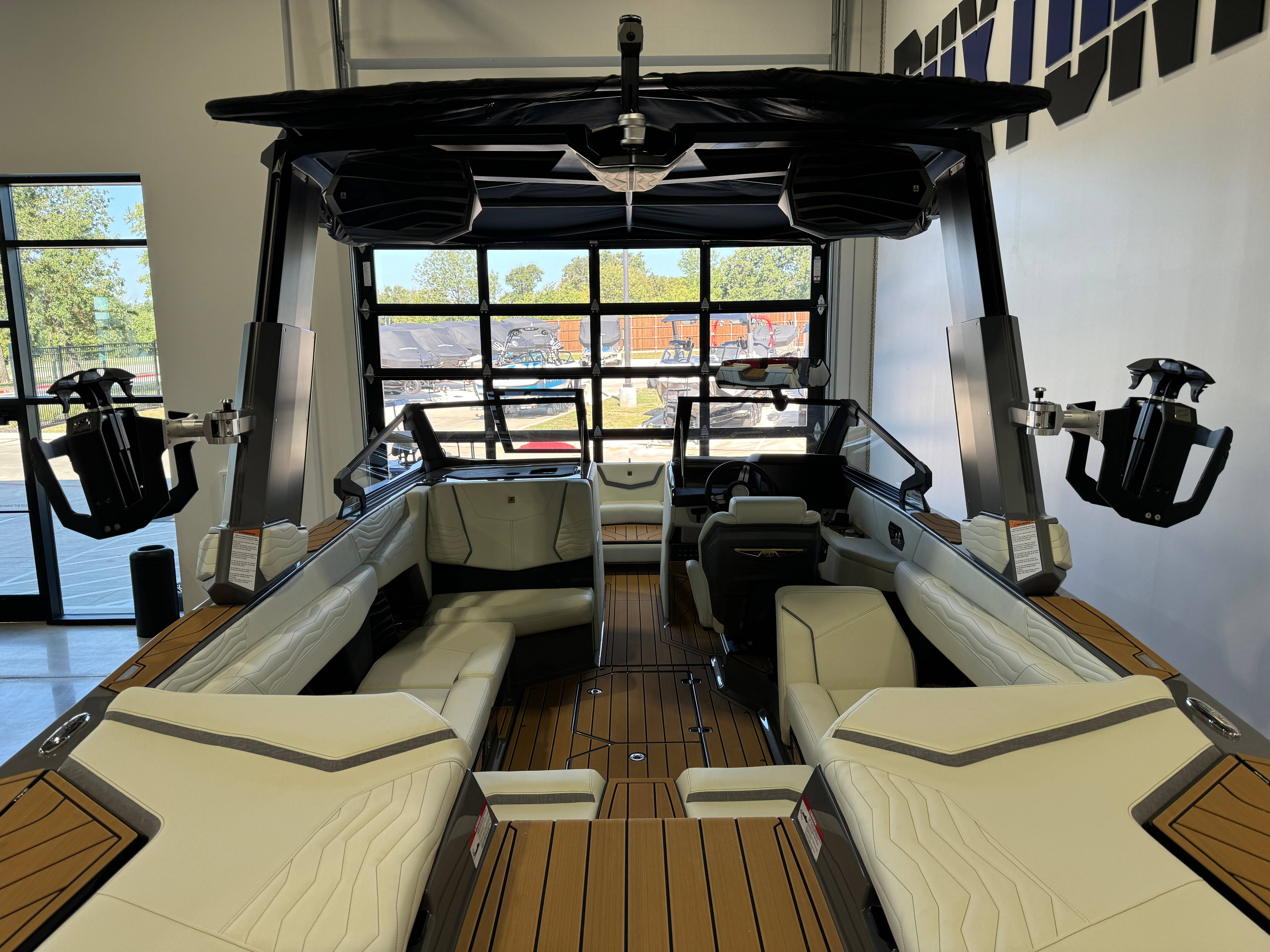 2025 Nautique Super Air Nautique G23 - 6