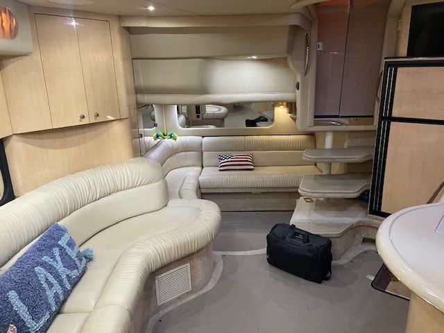 2000 Sea Ray 380 Sundancer - 4