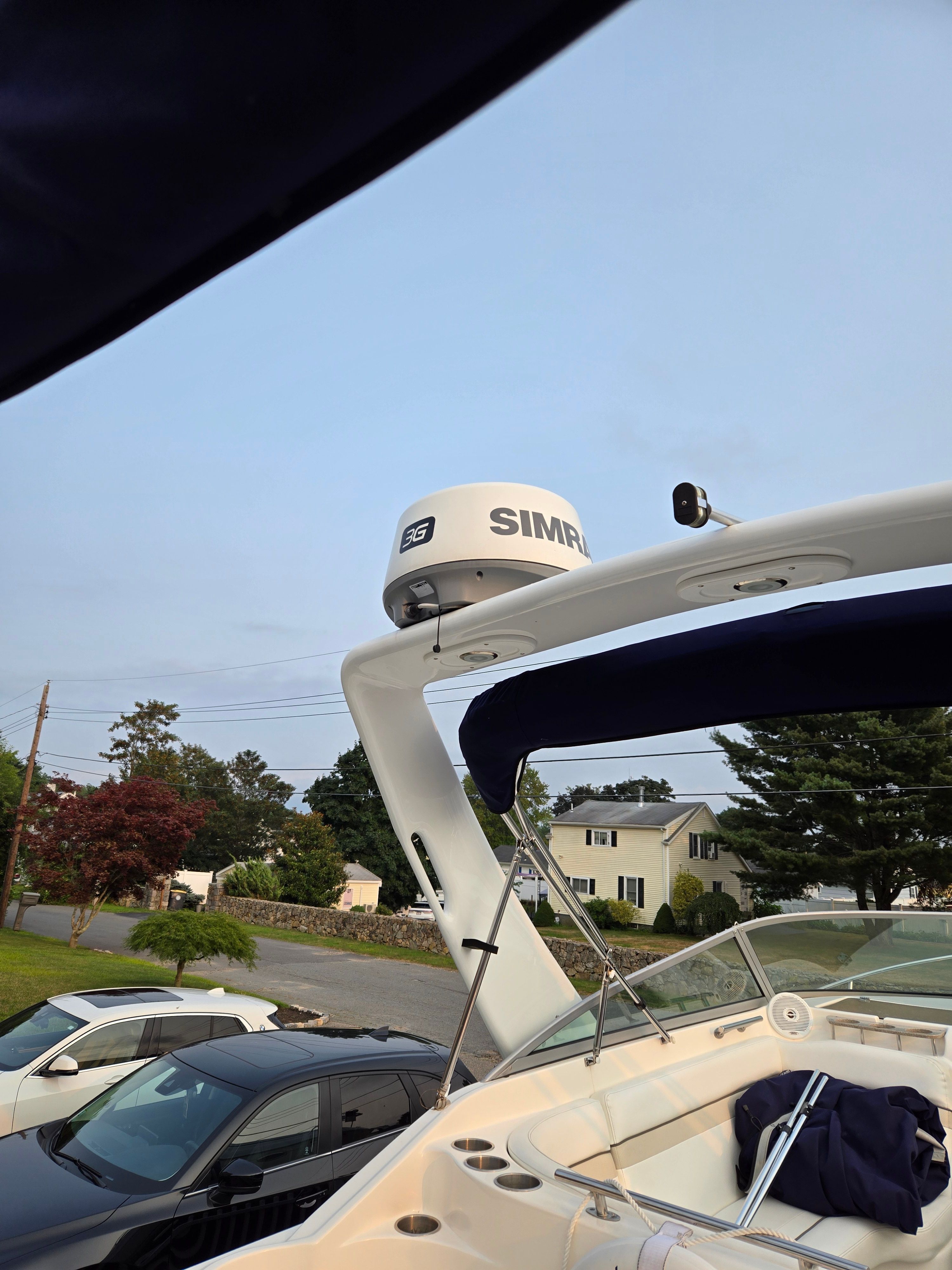 2006 Rinker 270 Express Cruiser - 26