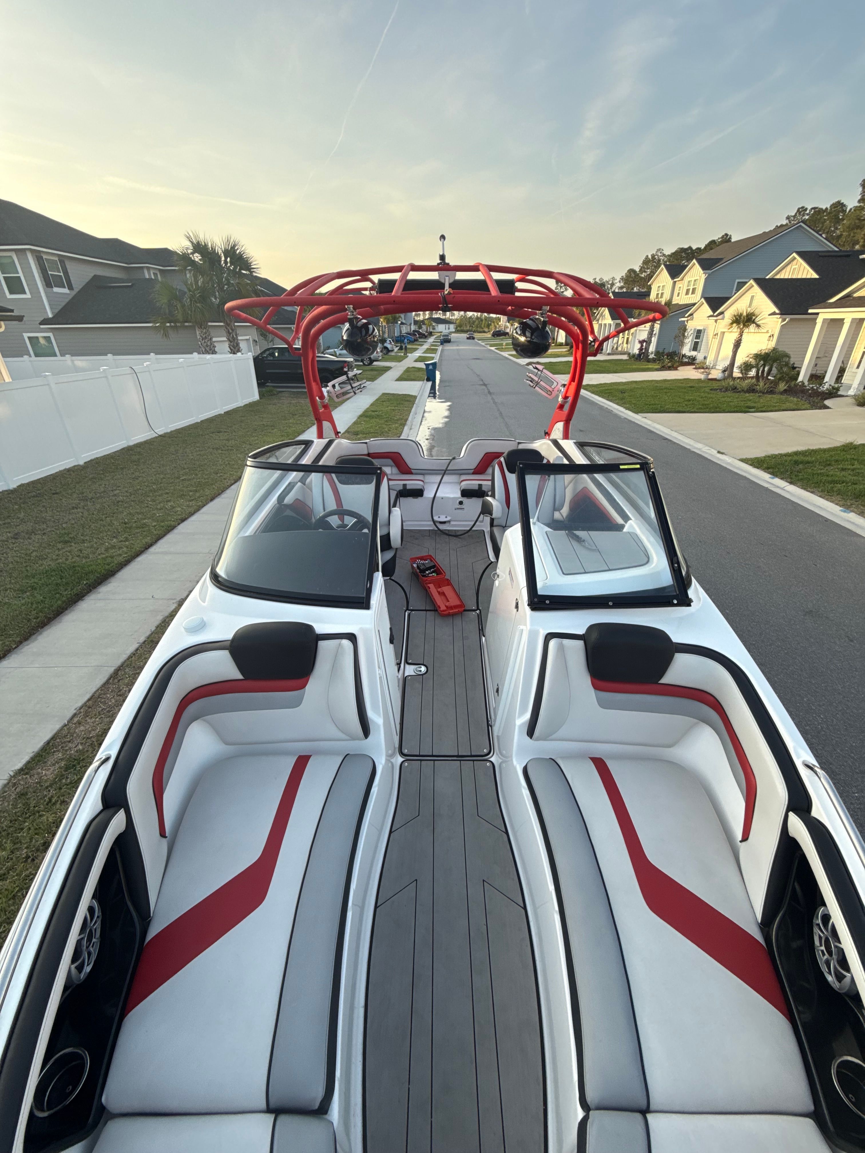 2020 Yamaha Boats 242X - 2