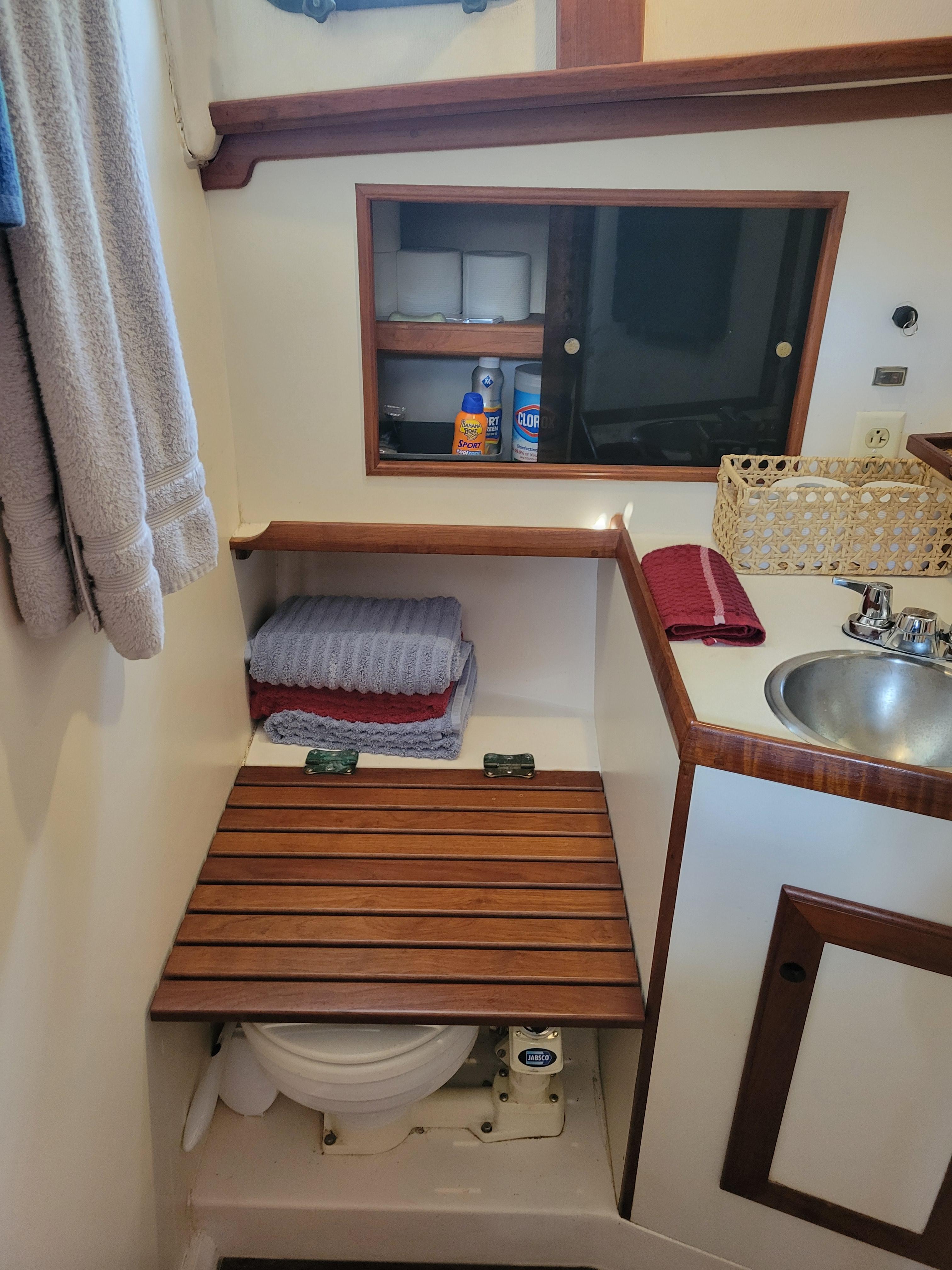 1989 Cape Dory MS300 - 37