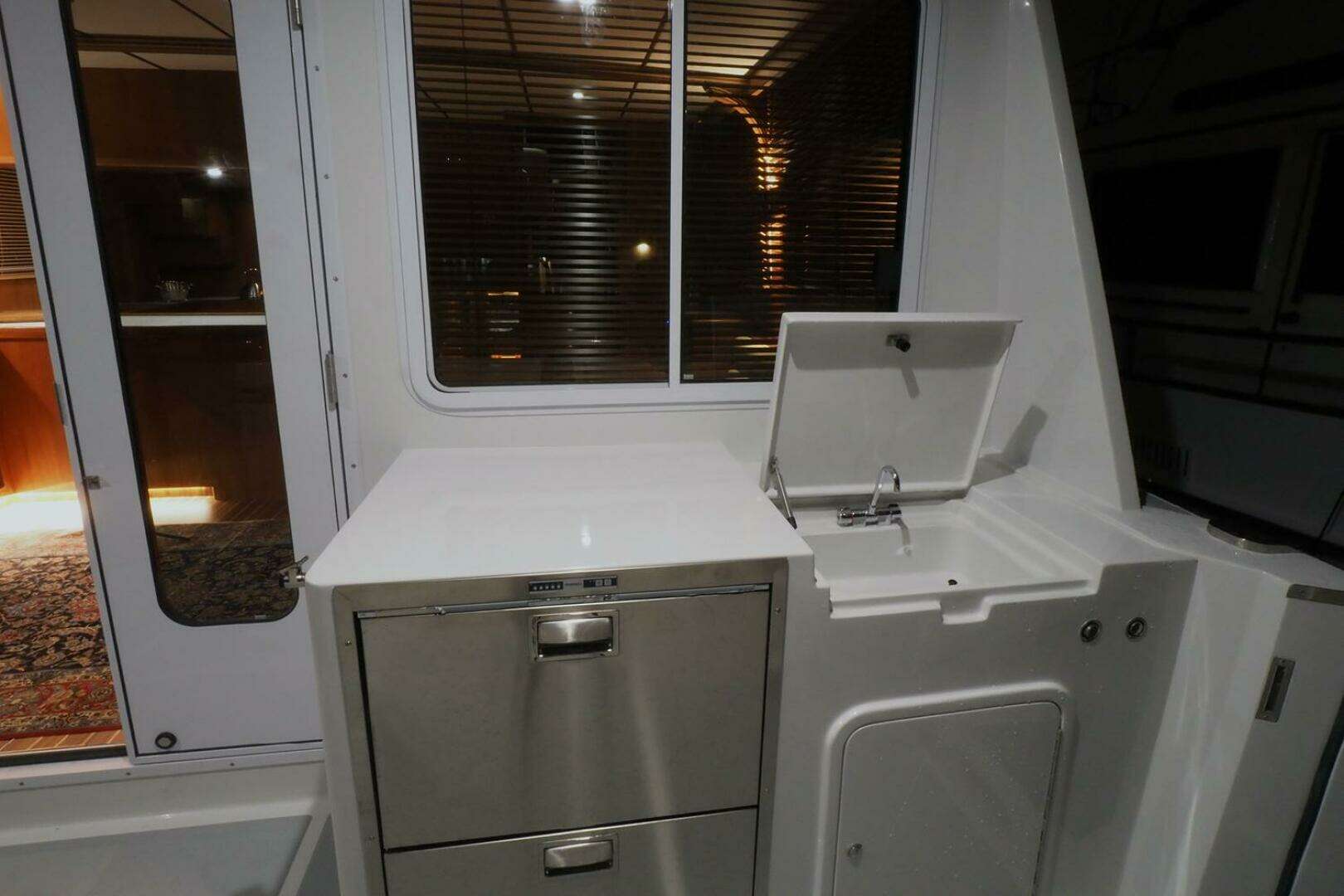 2026 Helmsman Trawlers 46 Pilothouse - Image 21