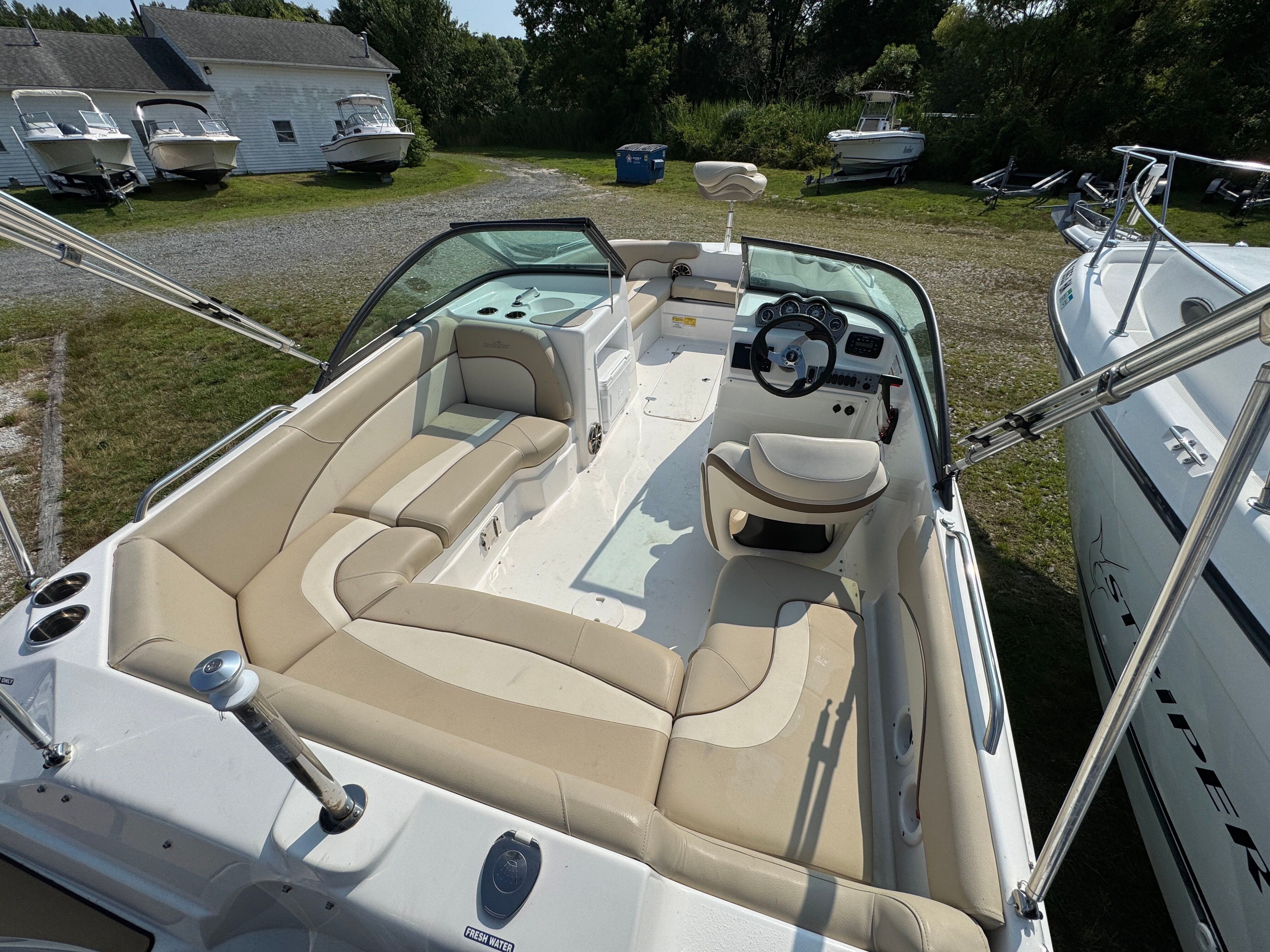 2022 NAUTICSTAR 203 DC - Image 6